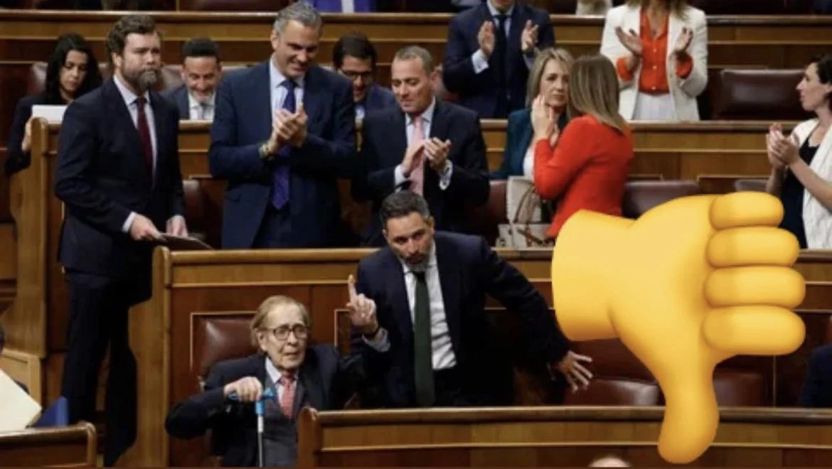 Aborto, Silencio cómplice de VOX