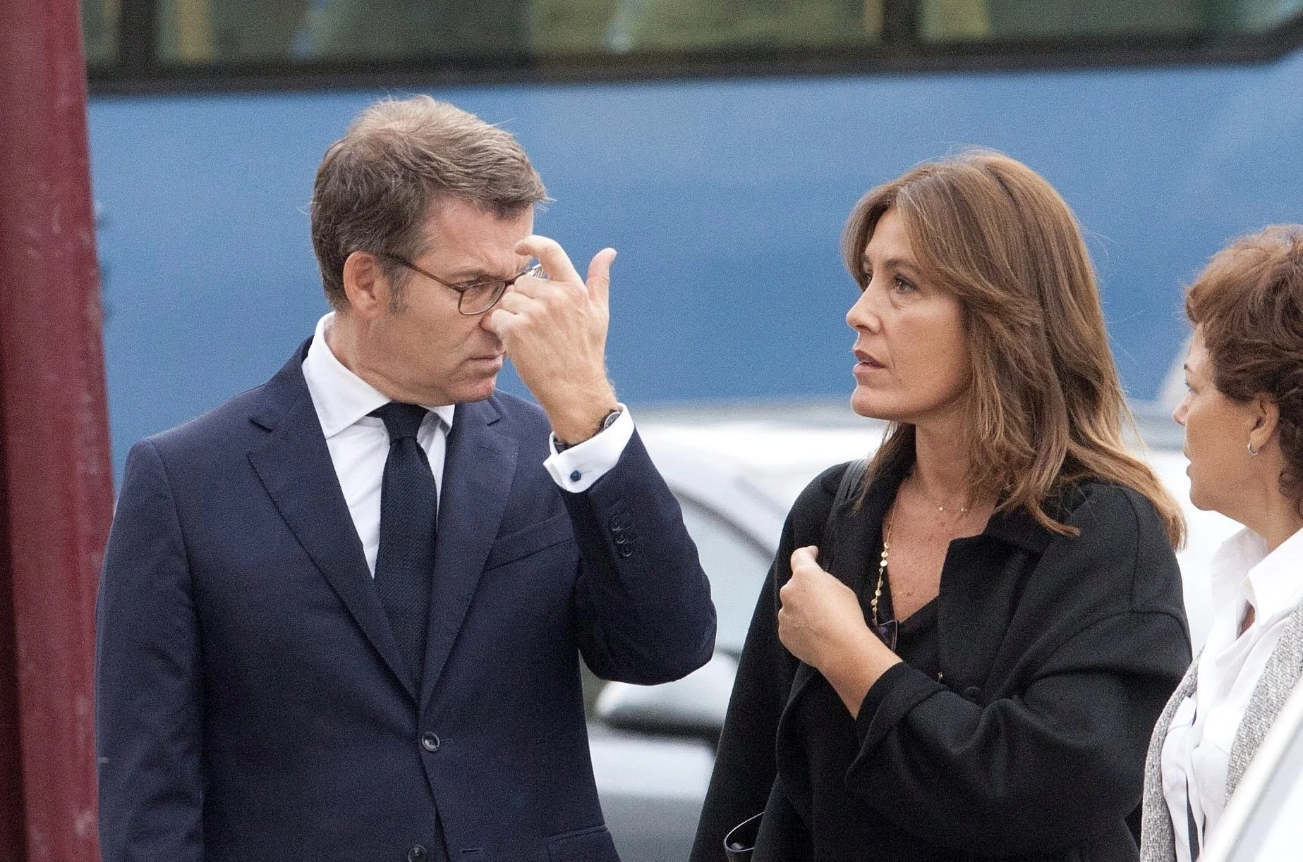 Feijóo mancebo ¡hinca ya la rodilla!