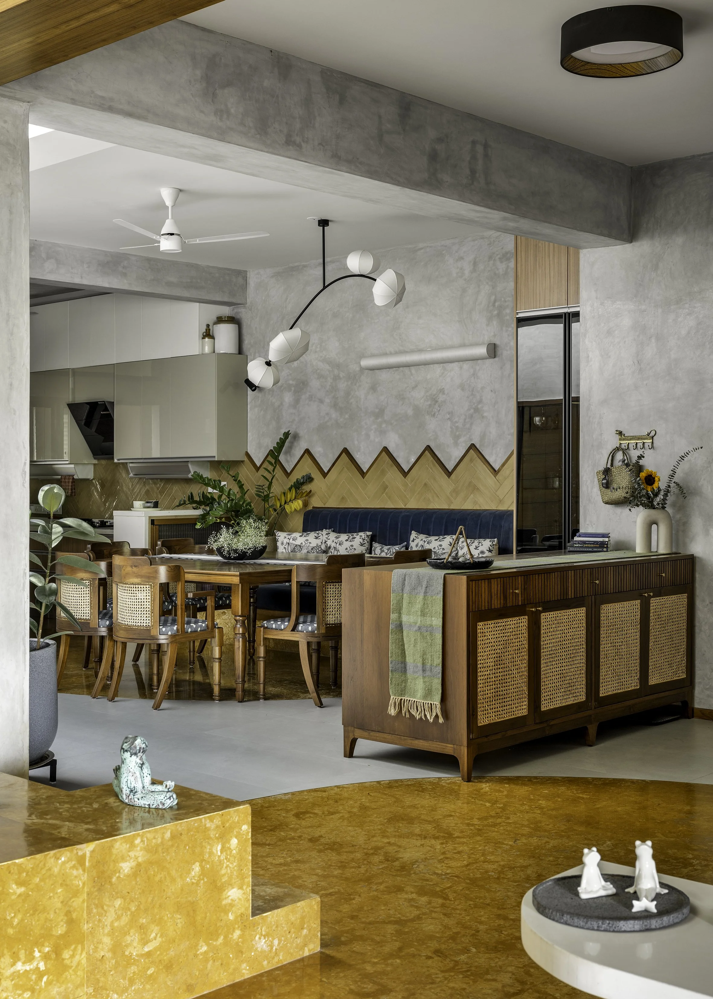 FOYER CONSOLE AND DINING.jpg