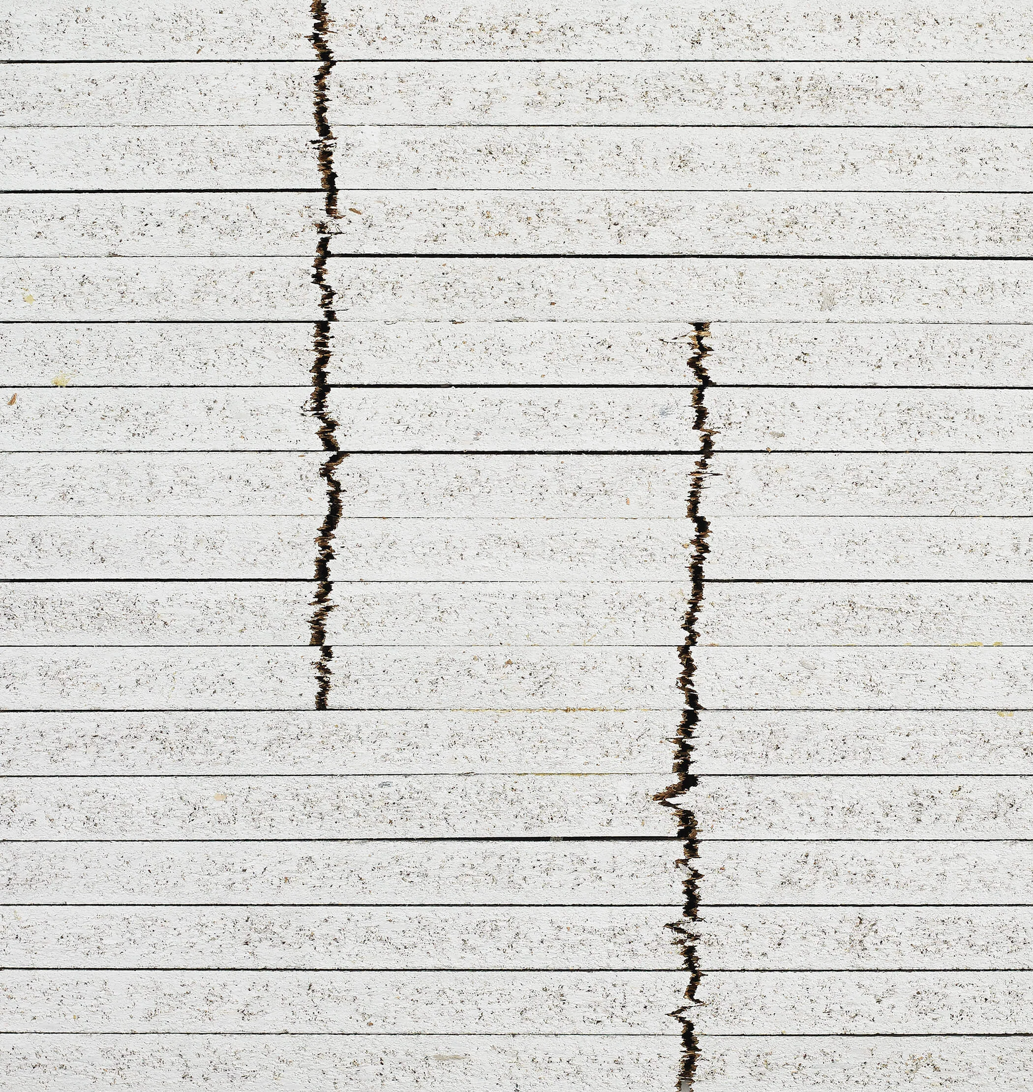  GEGENLÄUFIGE RISSE 34 x 34 cm — 2016 