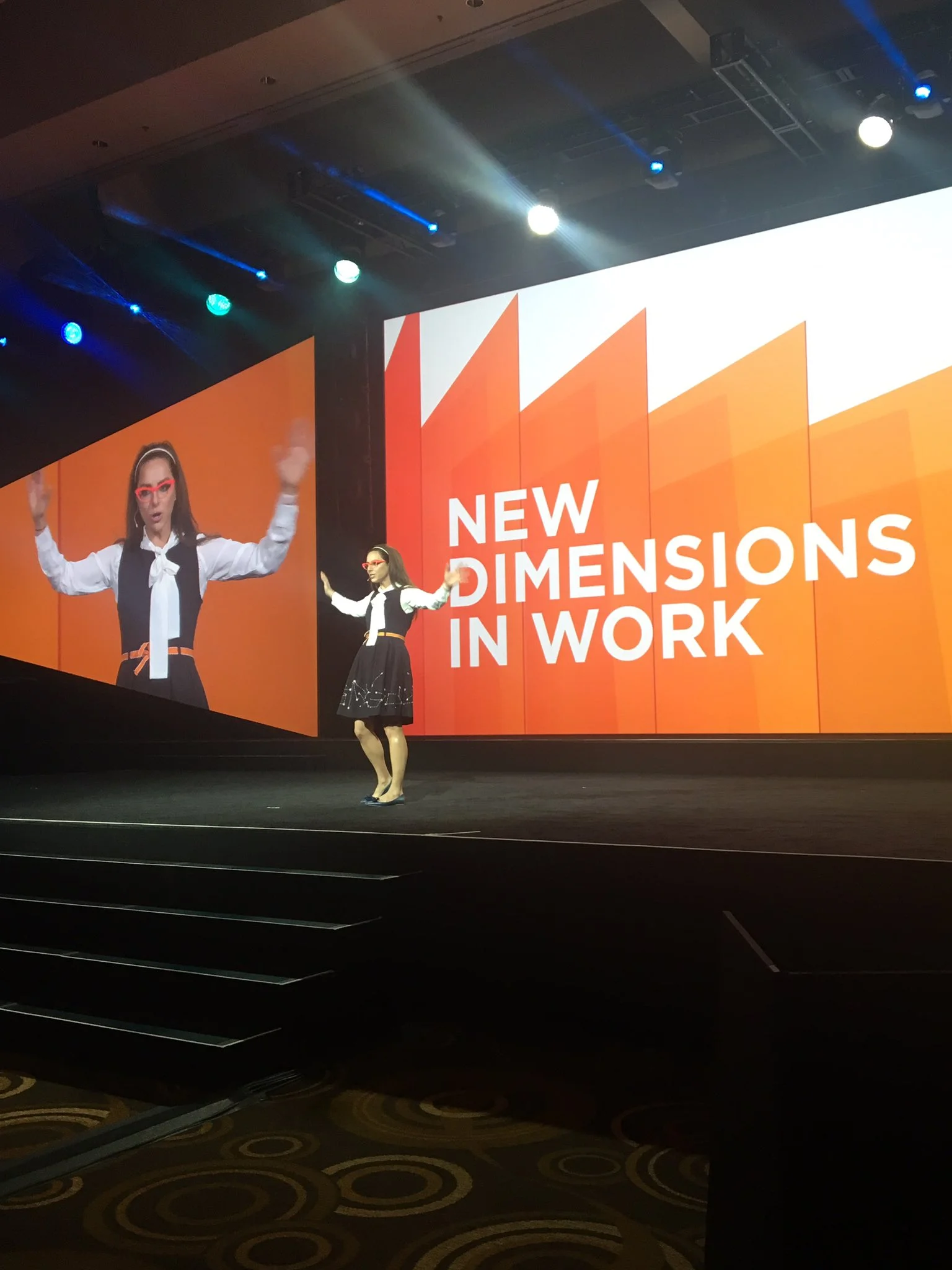 @KatieLinendoll: Takes the stage at #KronosWorks Opening General Session!
