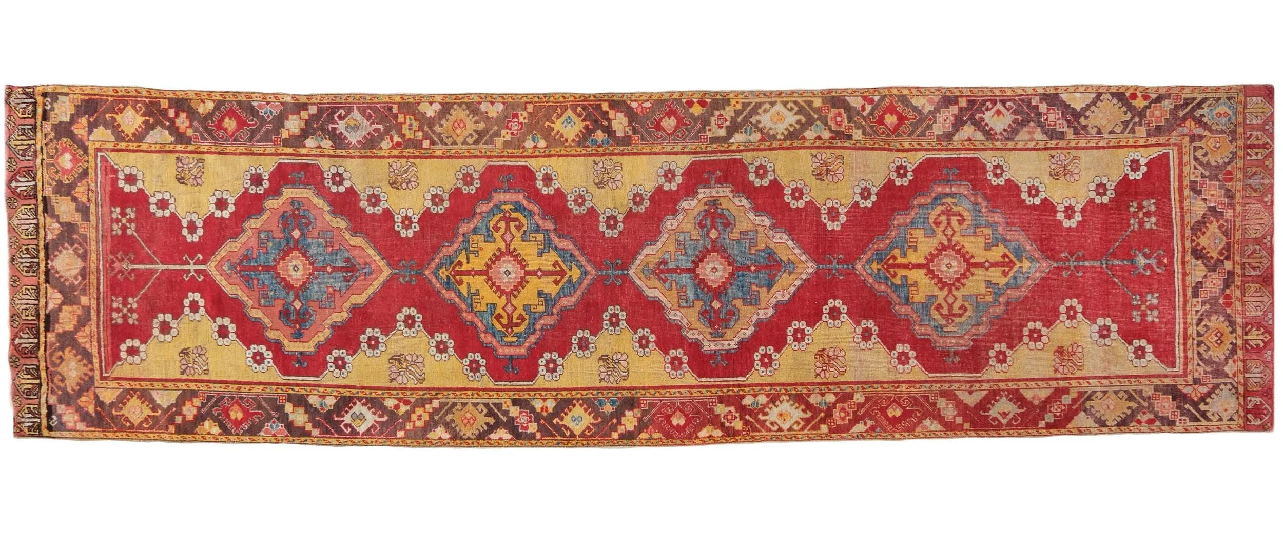 Mucur, Türkiye, late 19th Century
3.77 x 1.06 m  •  $5,500  •  ID: ARUN1169