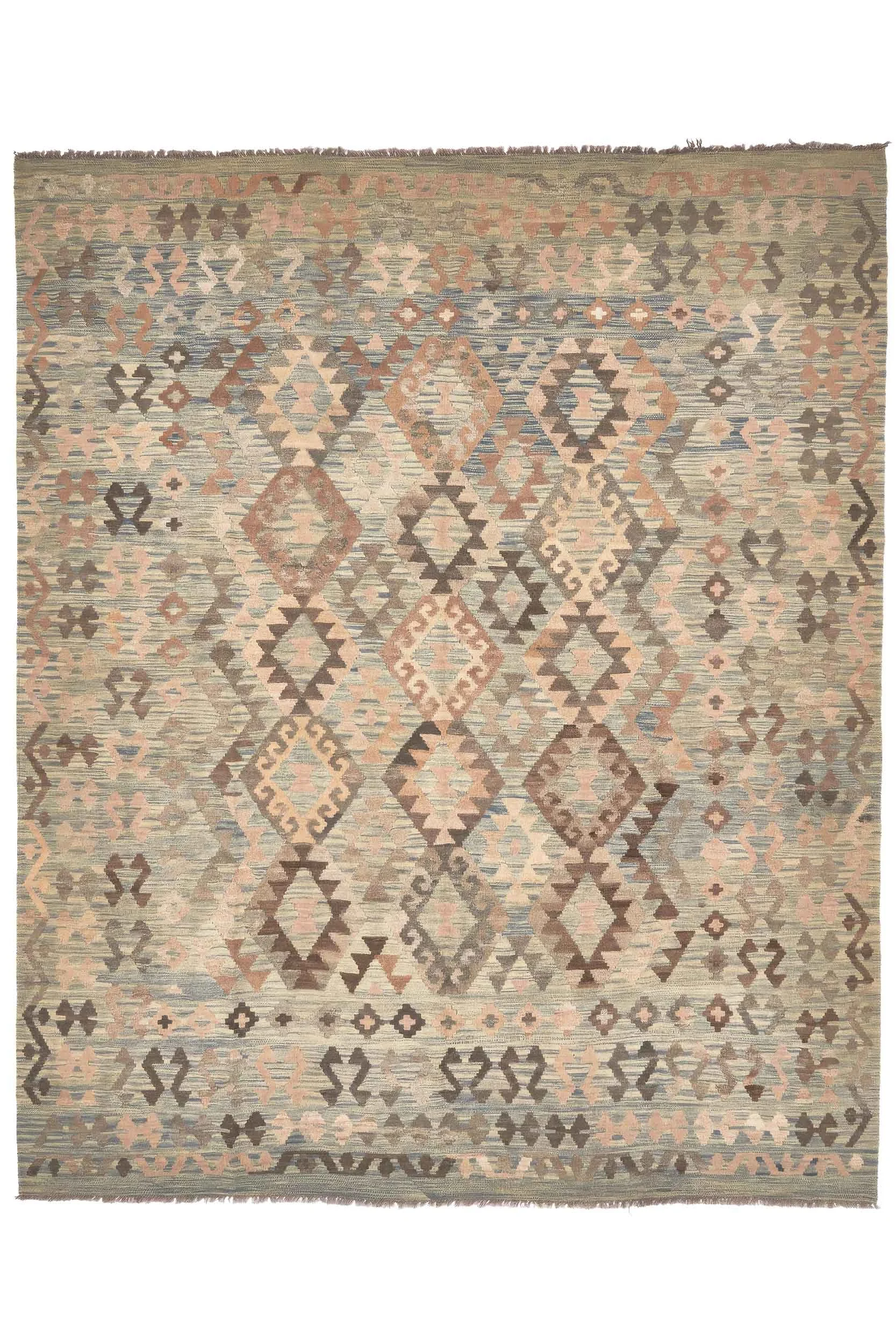 Kaudani Kelim, Afghanistan 
2.98 x 2.46 m • $1,800 • ID: COR954