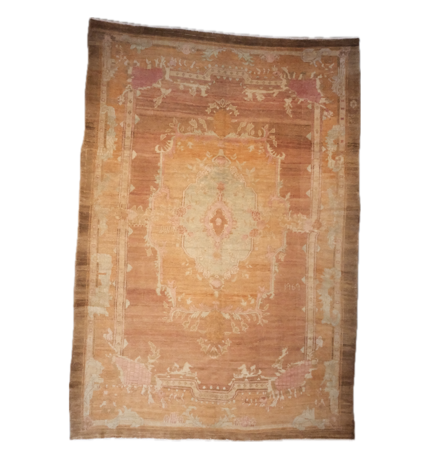 Kars, Türkiye
3.60 x 2.47 m • $8,800 •  ID:AC1168