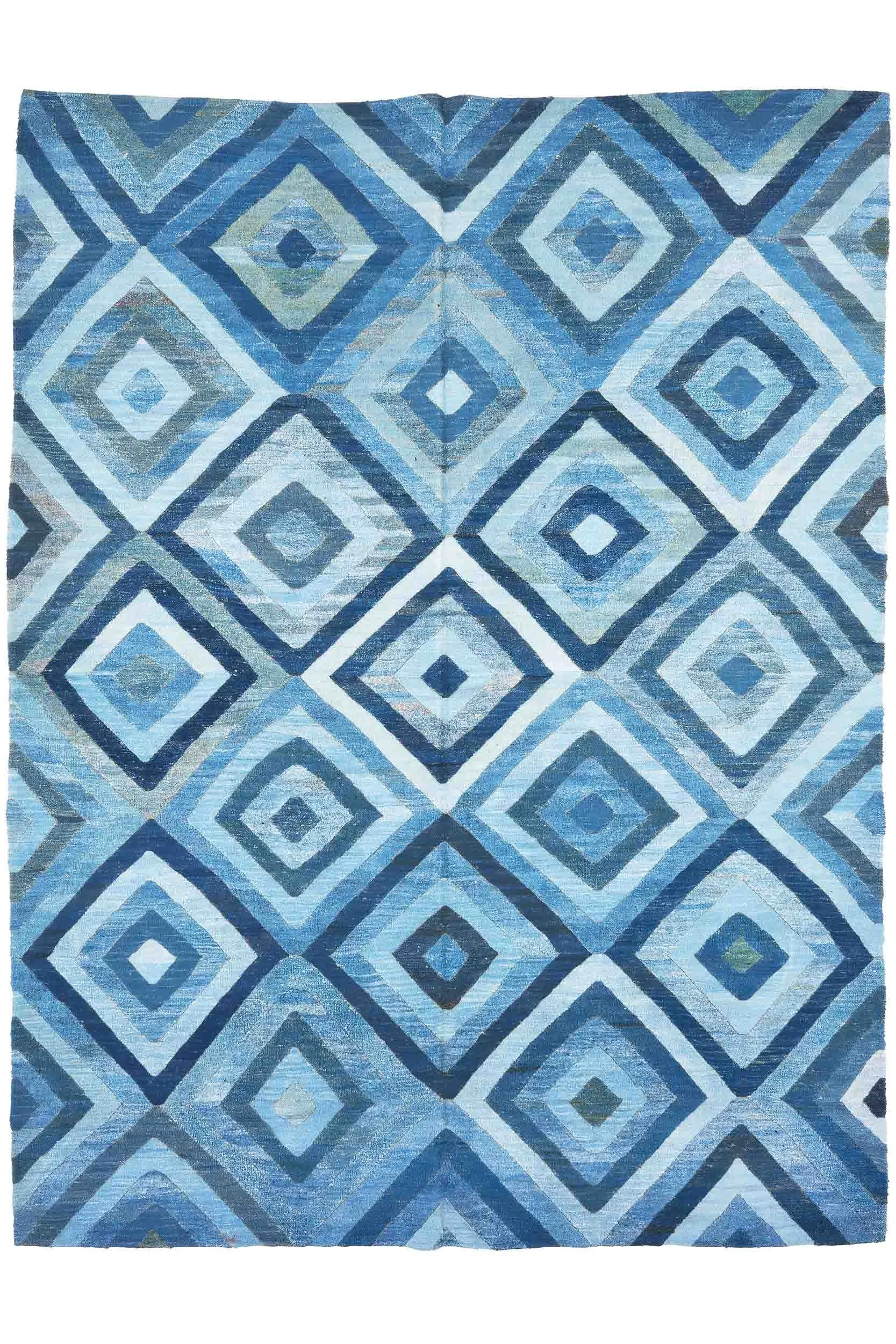 Wool & Hemp Kilim, Türkiye
2.60 x 3.50 m • $7,800 • ID: COR720