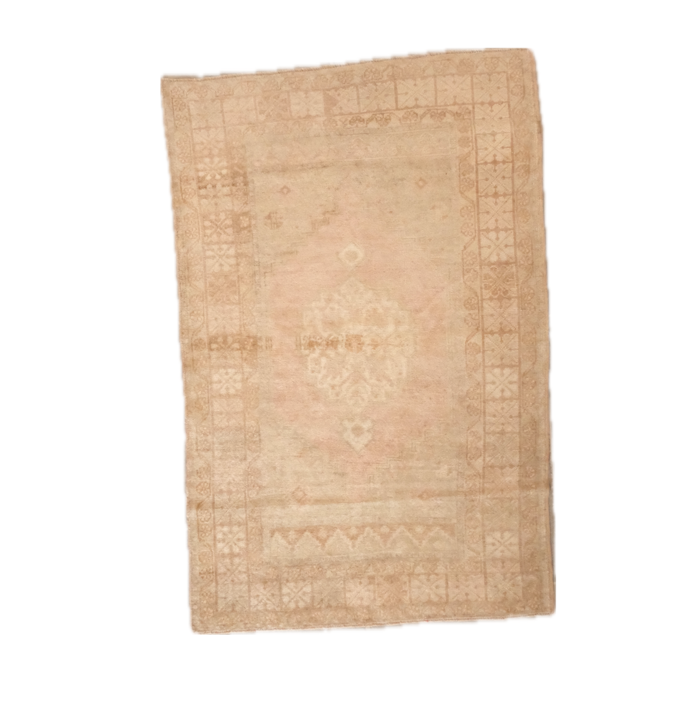 Türkiye Konya,
1.72 x 1.13 m • $1,800 •  ID:AR1166