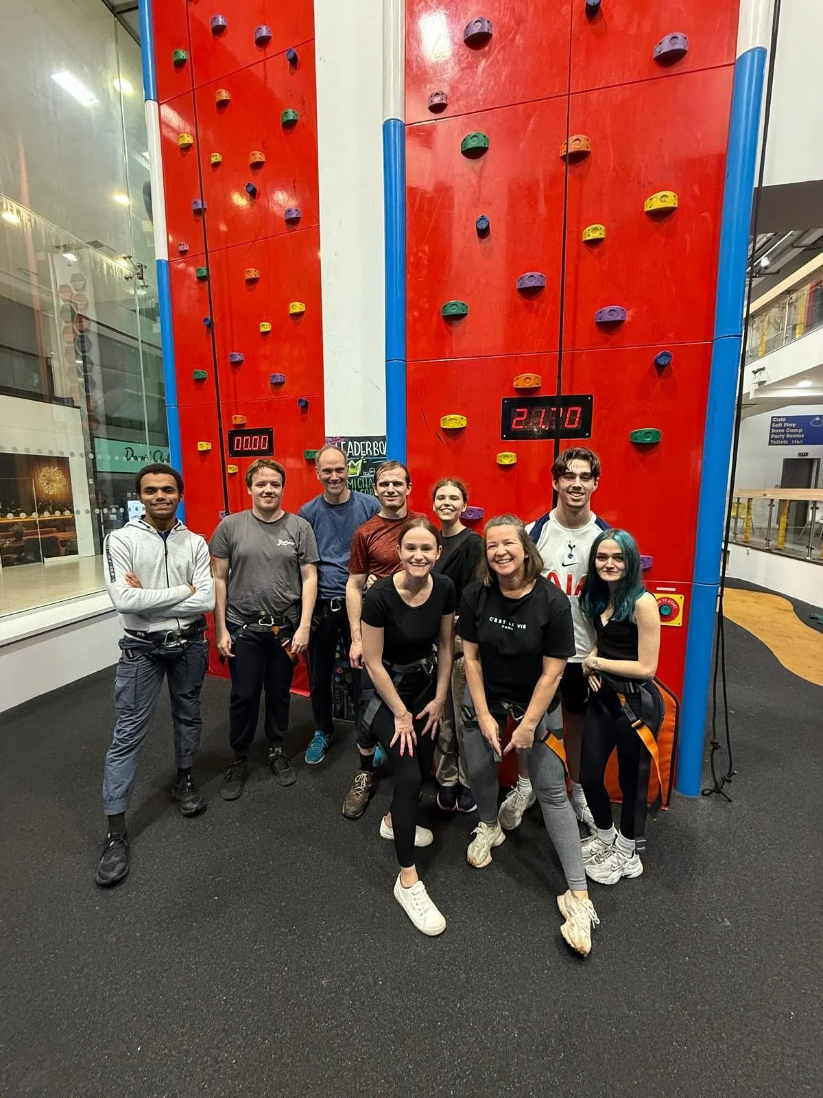 Our Young Adult community went climbing last week! 🧗&zwj;♂️ How awesome! 

If you swipe to the last two, you get to see your very own vicar and youth worker reaching for the top! 👀 

See you all on Sunday 4:30pm! 
Tell a friend to tell a friend. 

