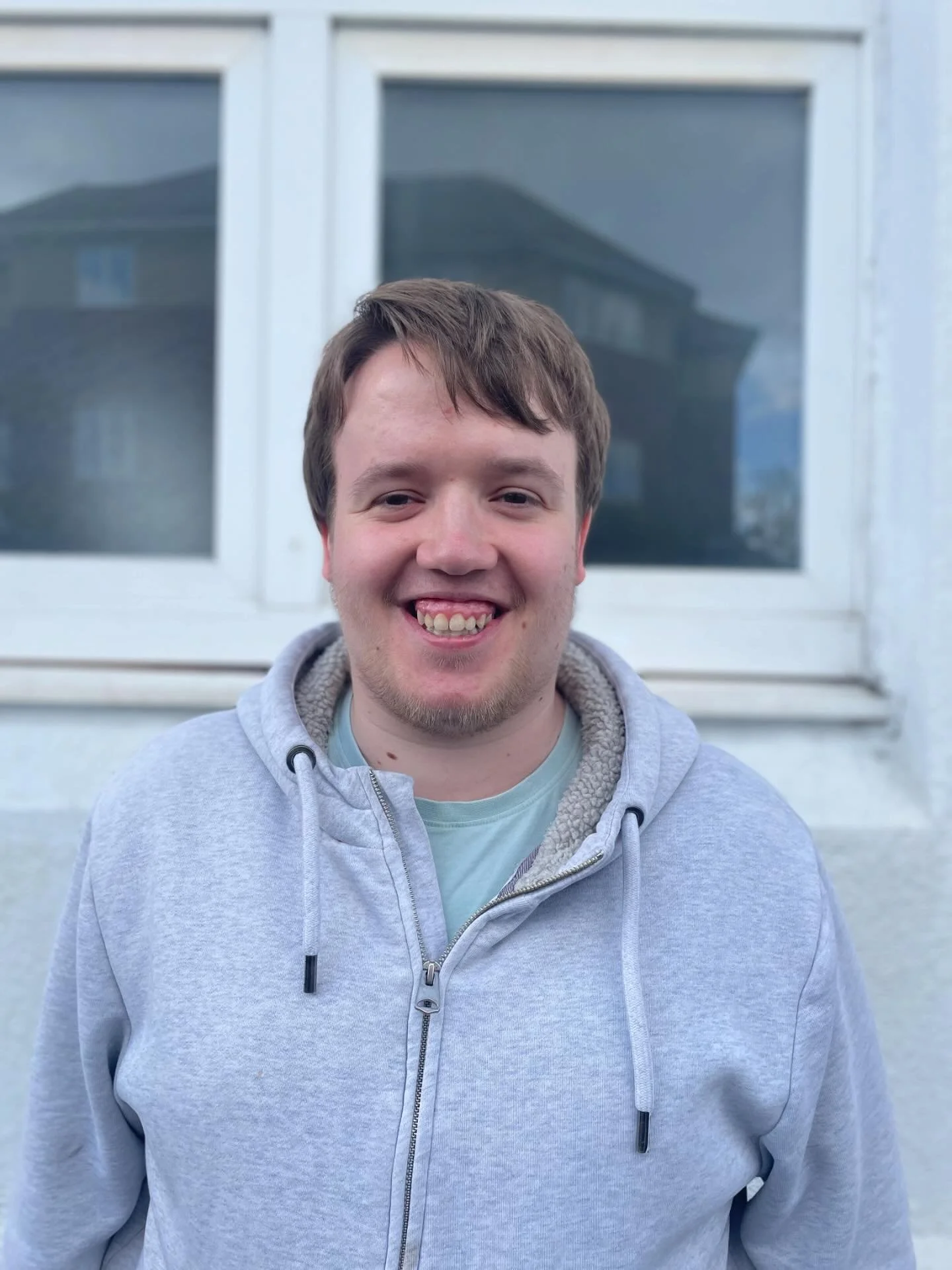 MEET THE TEAM: Sam - youth worker!

I enjoy doing puzzles, my favourite colour is Cyan and I prefer cats over dogs!