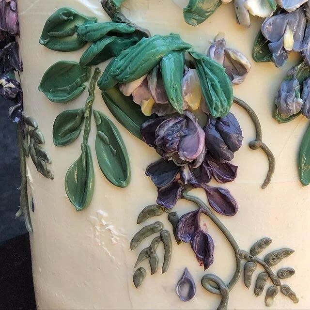 PLEASE GET IN TOUCH SOON IF YOU&rsquo;RE GETTING MARRIED IN 2021 AND HAVE YOUR HEART SET ON ONE OF OUR CAKES. GETTING VERY BUSY INDEED NOW...