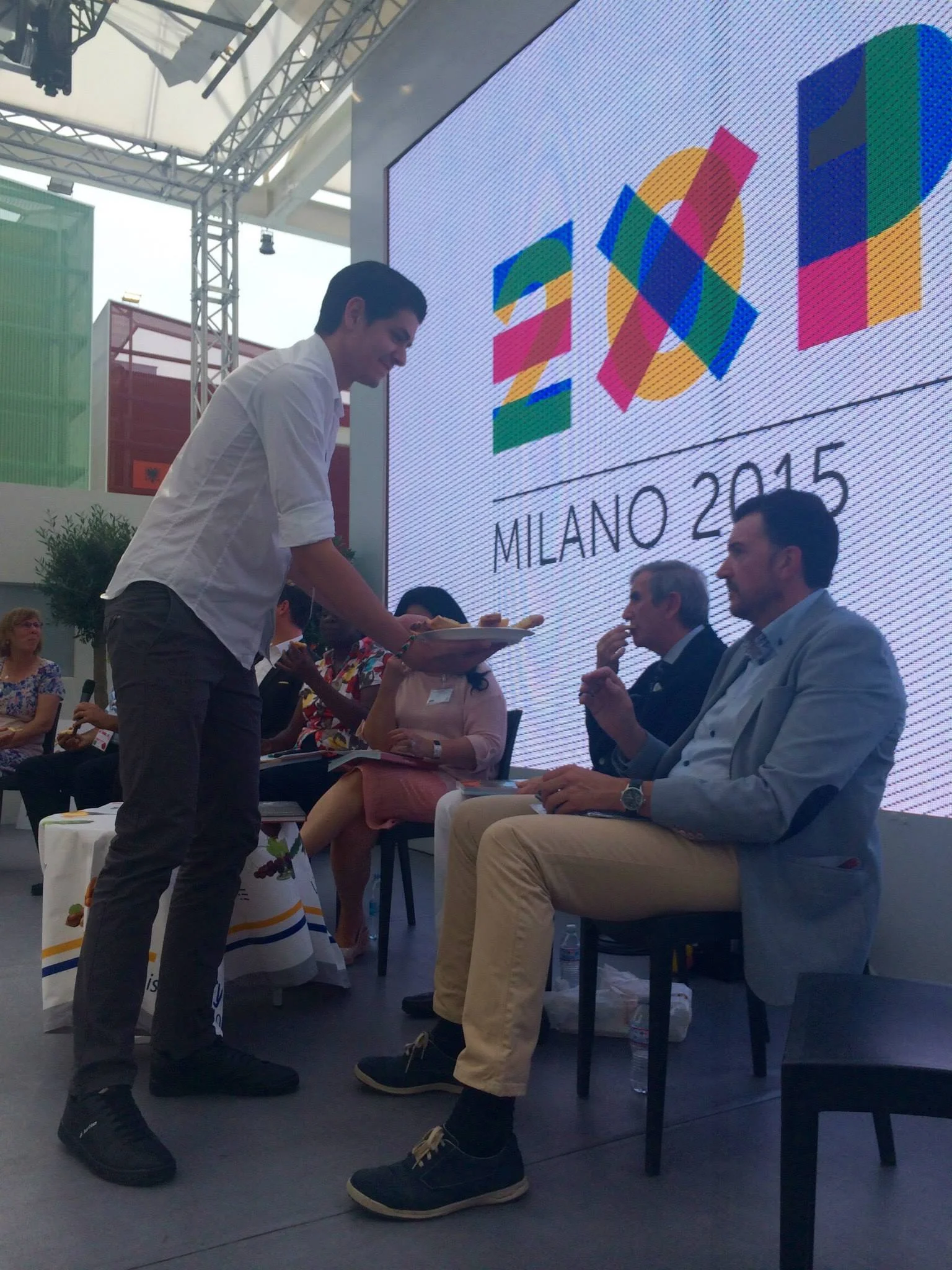 38_AGM_Milano.jpg