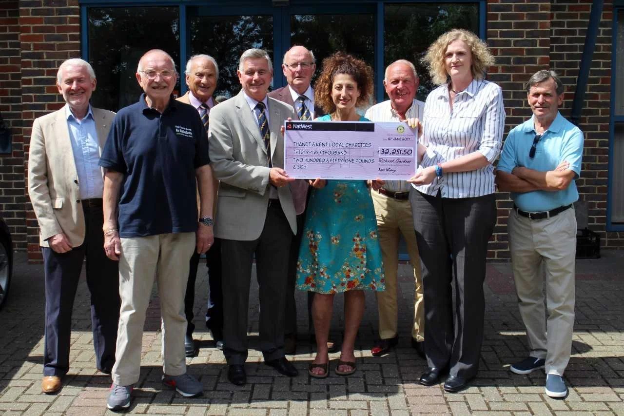 Rotary Boxing Gala raises monmey for Oasis