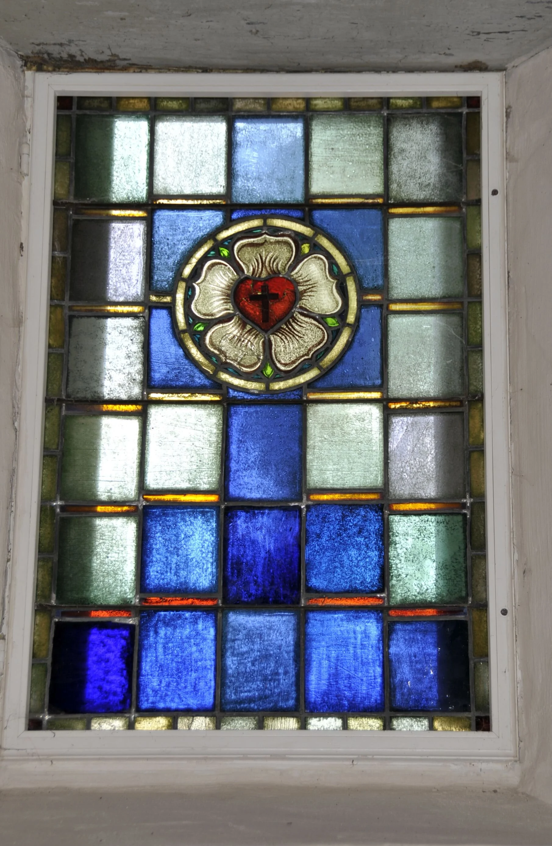 Thueringen-Cobstaedt-Kirche-Fenster-2.jpg