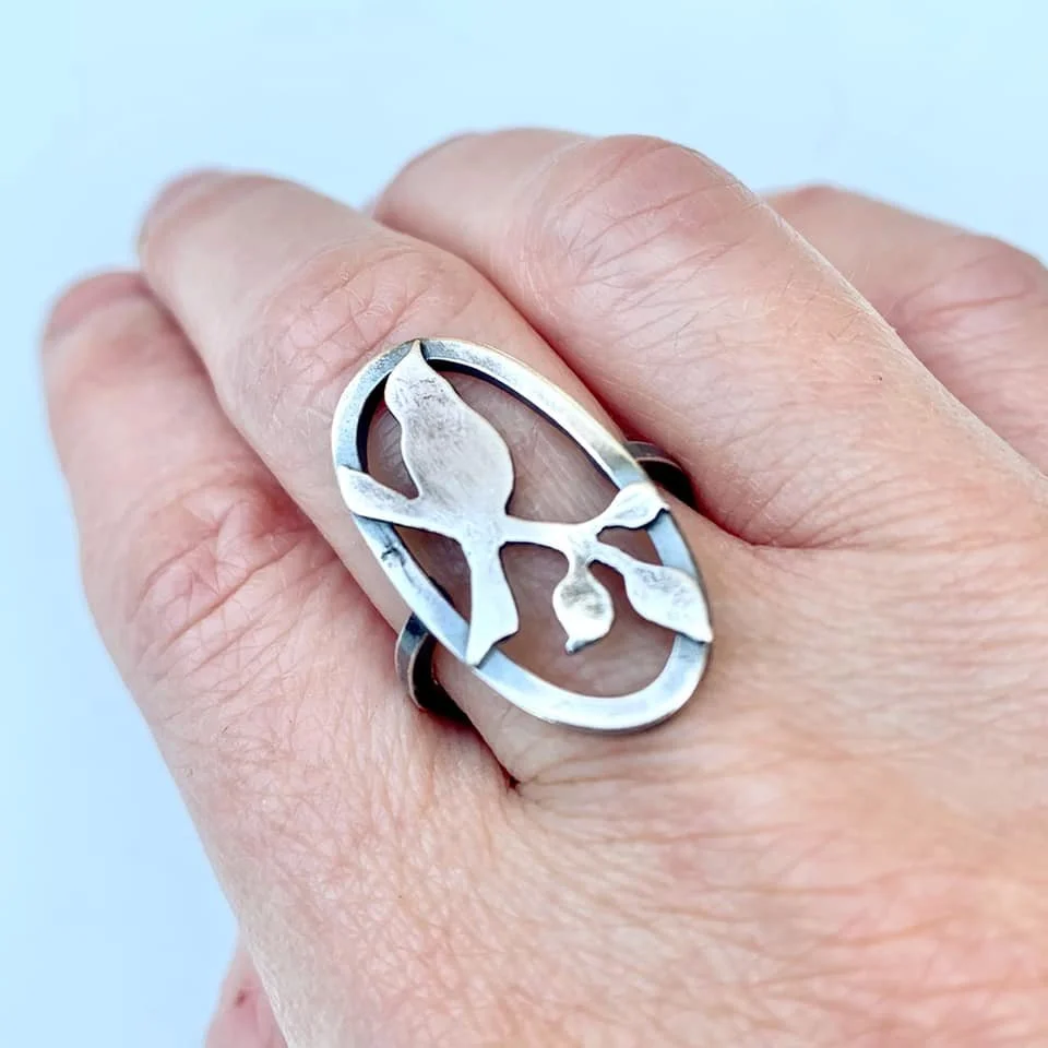 Silver Bird Oval Ring 1.jpg