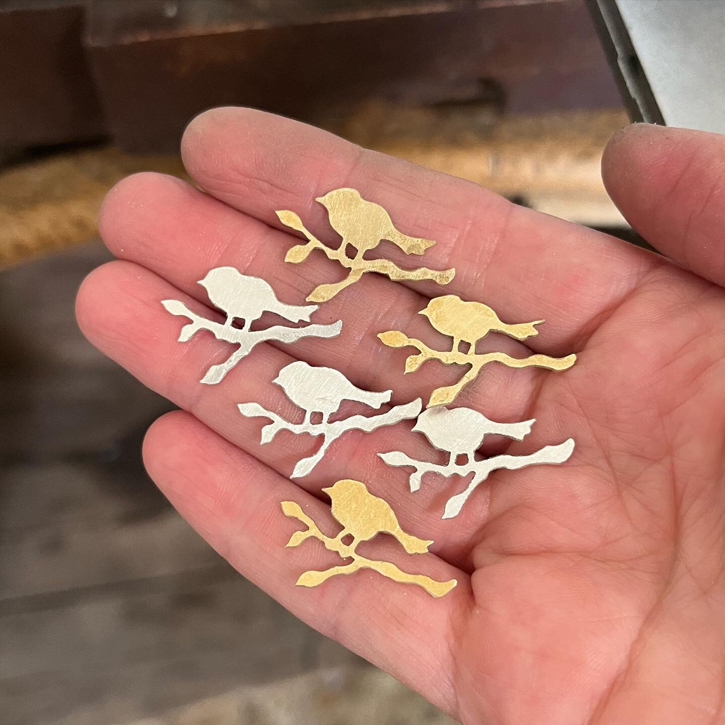 Progress is slow these days&hellip; Here are six little bird cut outs that have been sawn and filed and are now ready to be turned into necklaces!