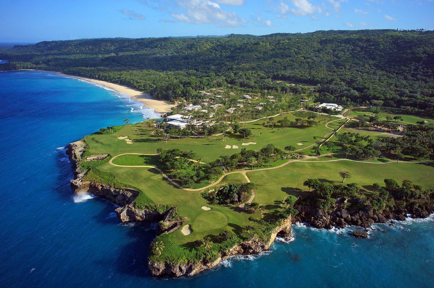 Amanera-Villas-For-Sale-in-the-Dominican-Republic.-Call-Brosda-Bentley-305-788-9393-for-ownership-opportunities.jpg