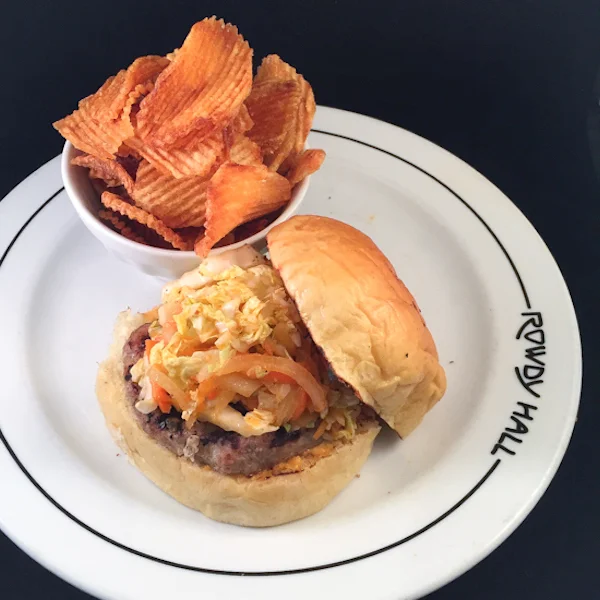 THIS DISRUPTIVE FISH BURGER AIMS TO REDUCE SEAFOOD WASTE BY 65 PERCENT