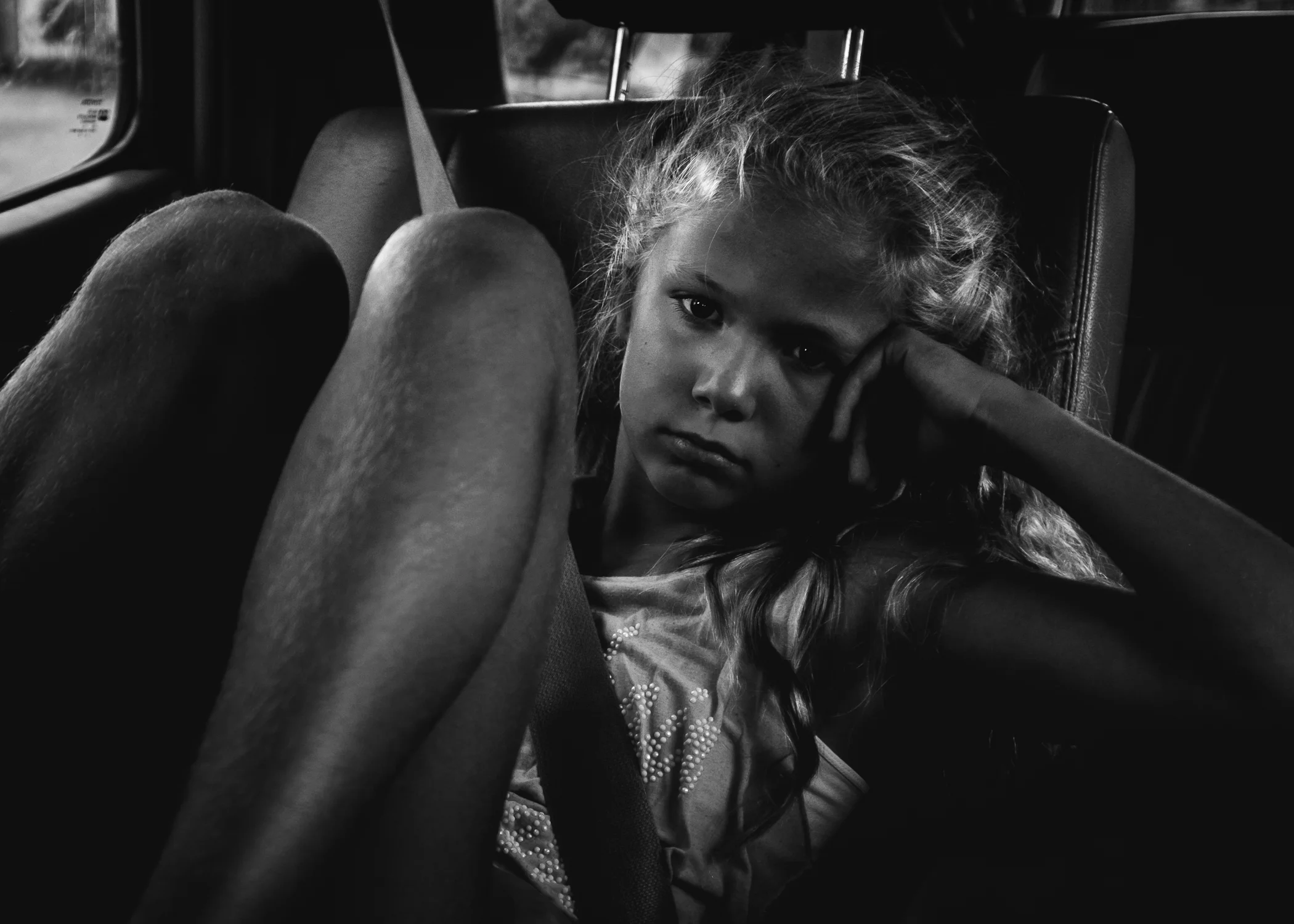 365.3.rebecca_wyatt_backseat_bw-1.jpg