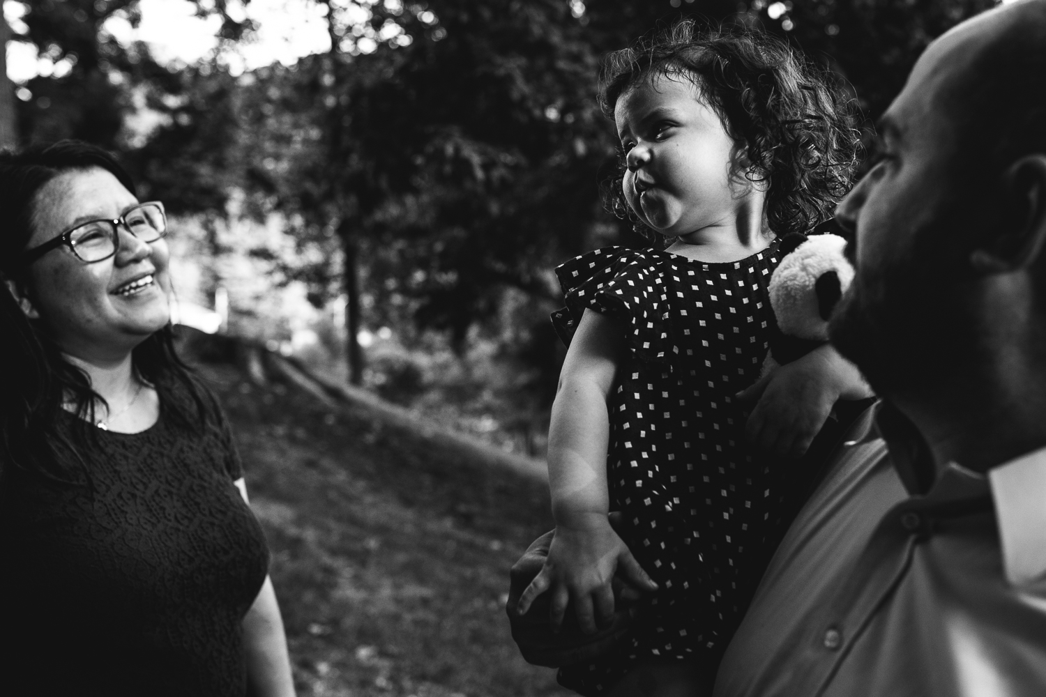 baltimore family with two girls at local park -10.jpg