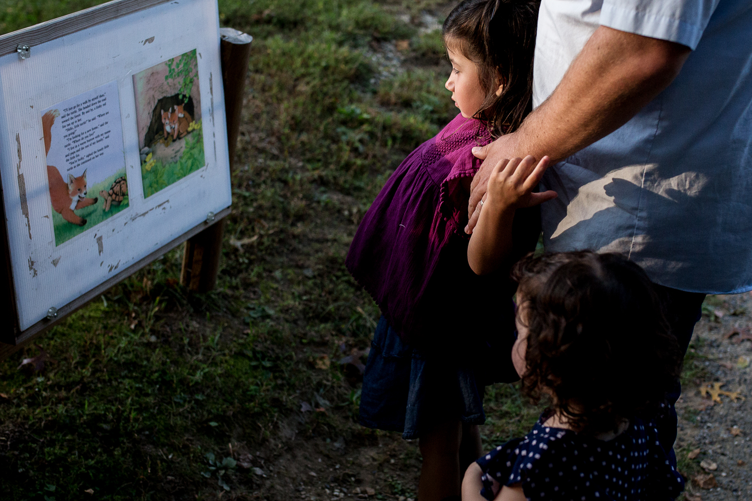 baltimore family with two girls at local park -14.jpg