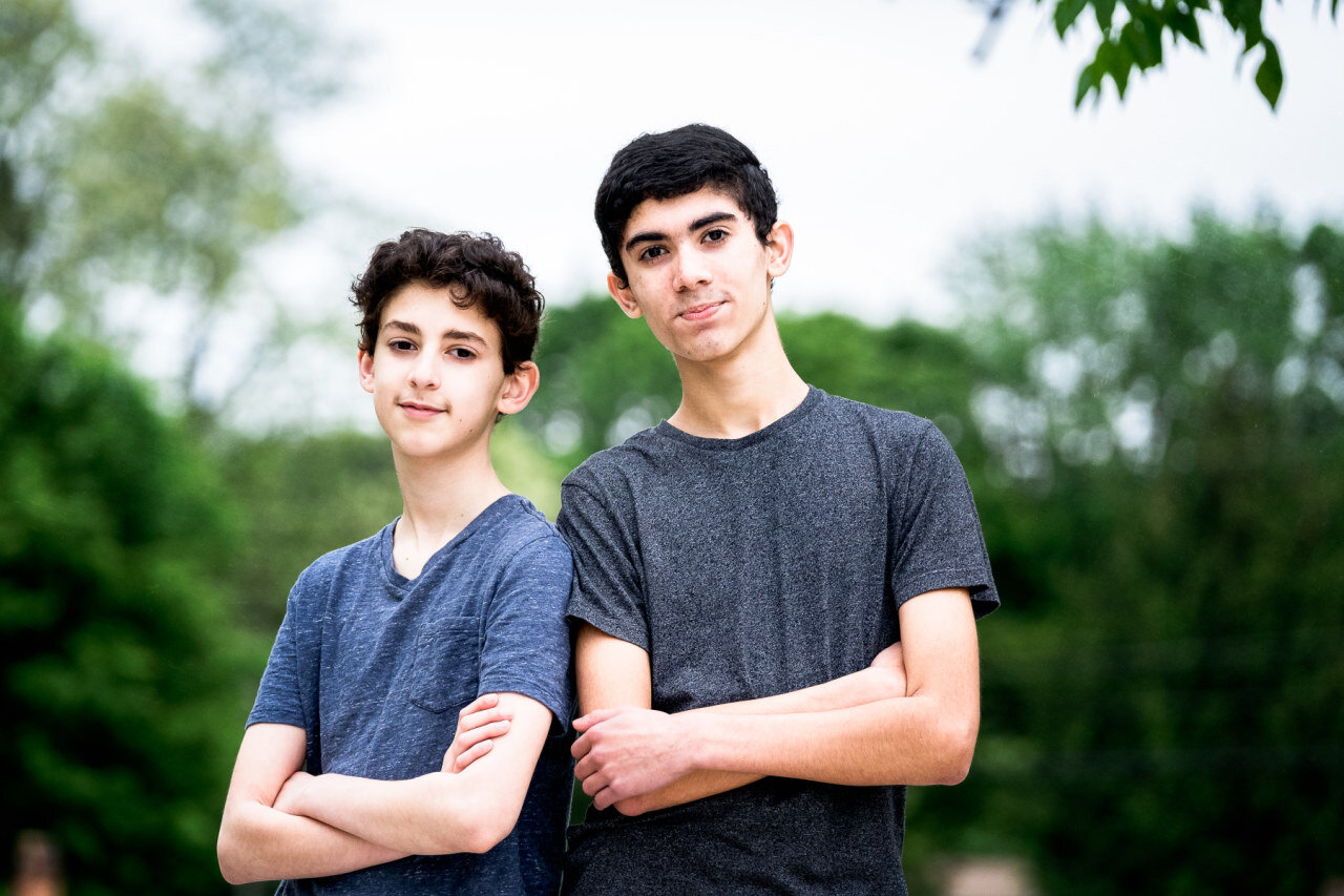 handsome-photograph-of-teen-brothers-in-towson-maryland.jpg