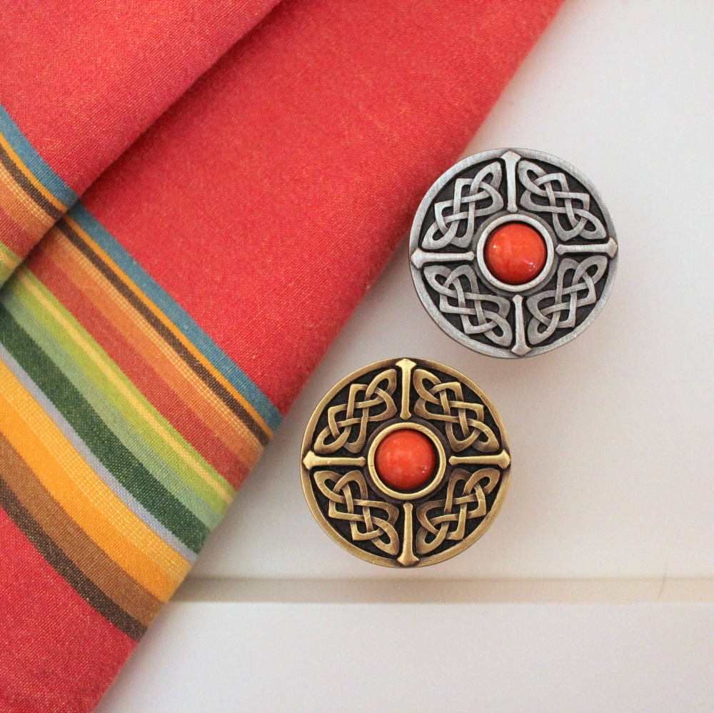 Coral Celtic Isles Knobs NHK-158-AP-CO, NHK-158-AB-CO