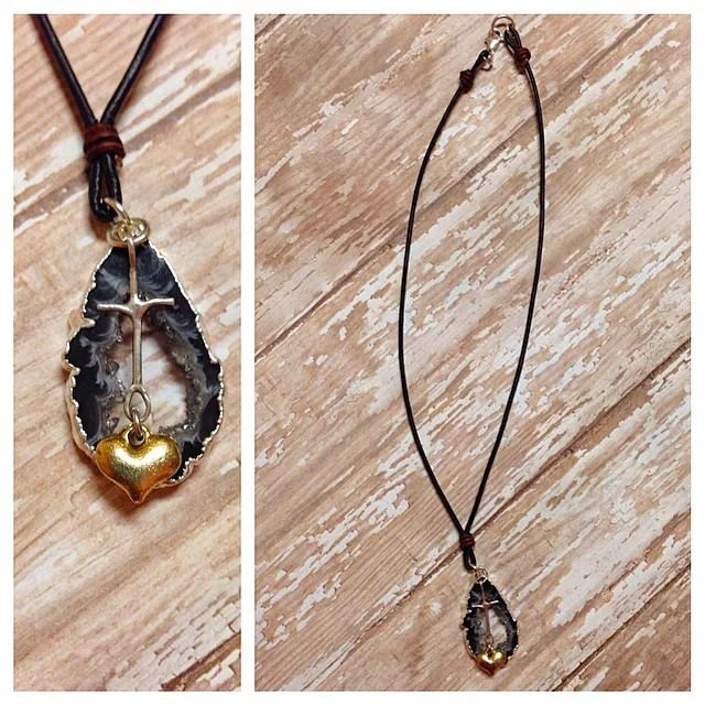 Cross with Agate Slice short necklace.jpg