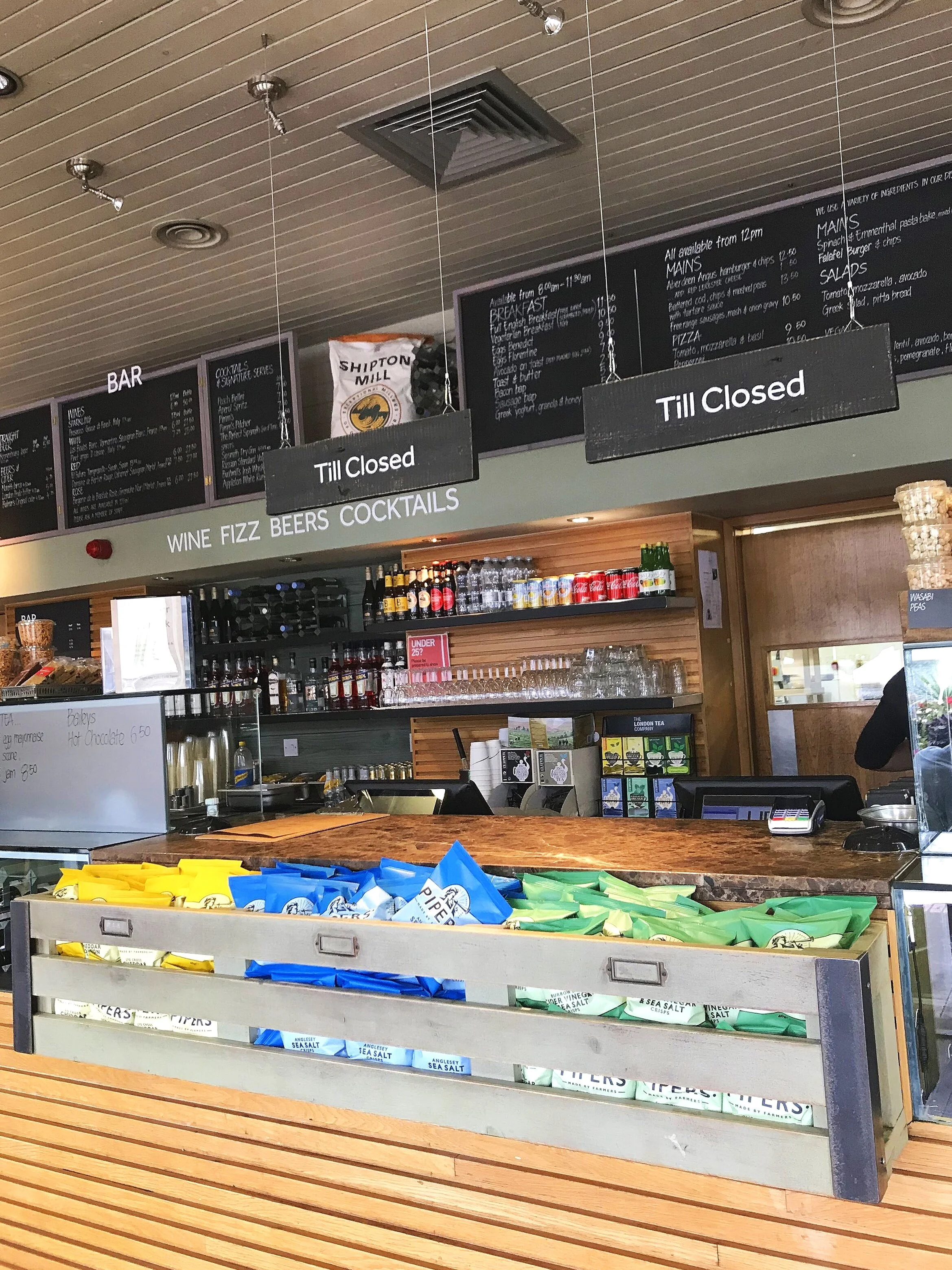 We Make Things — Chalk and Cheese Design