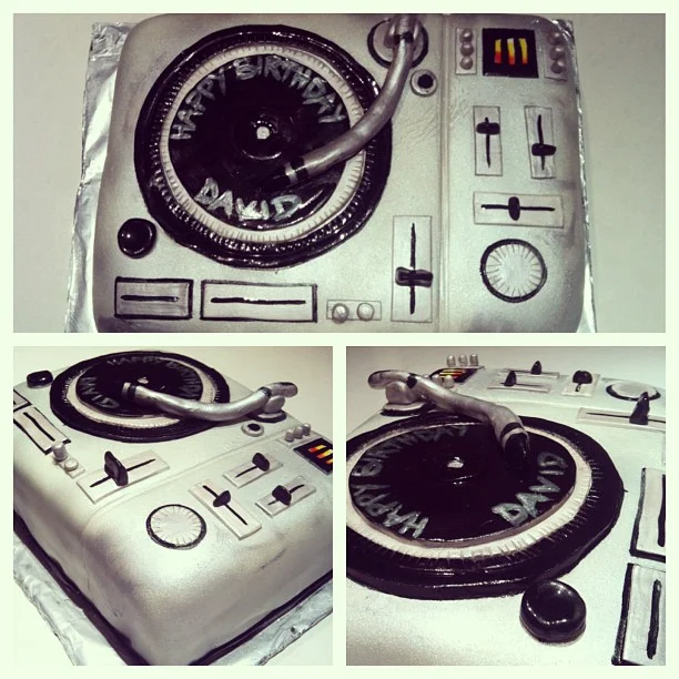 turntable1.jpg