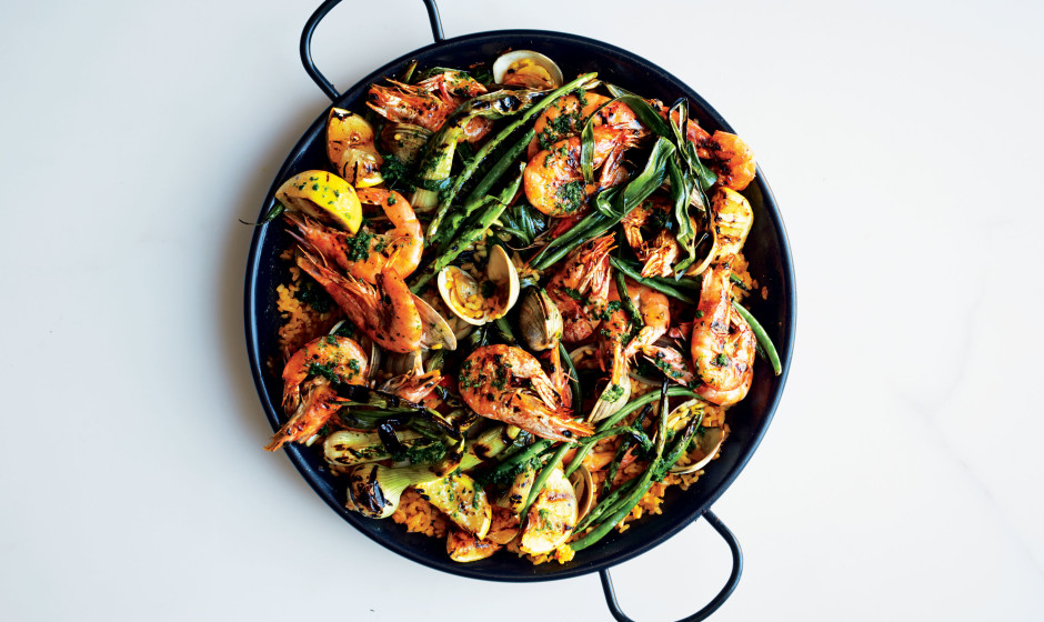 seafood-paella-940x560.jpg