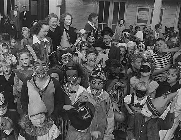 Halloween_Costumes_IMLS_Digital_Collections_and_Content.jpg