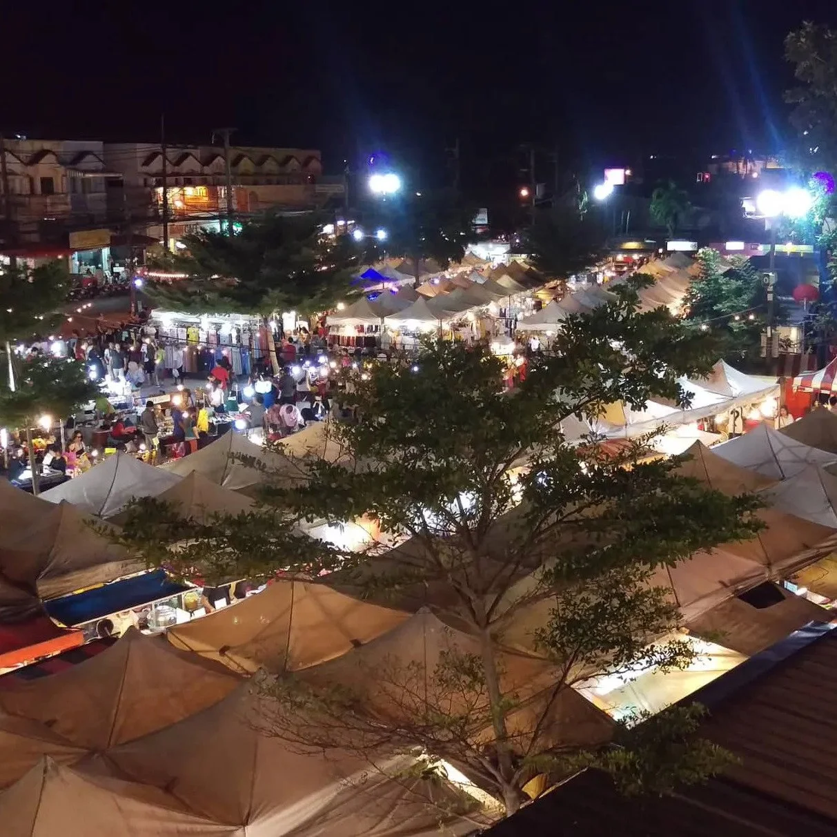 Night Markets & Asian Flavors