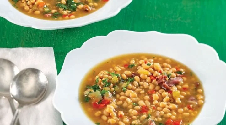 Camellia's Senate Bean Soup 