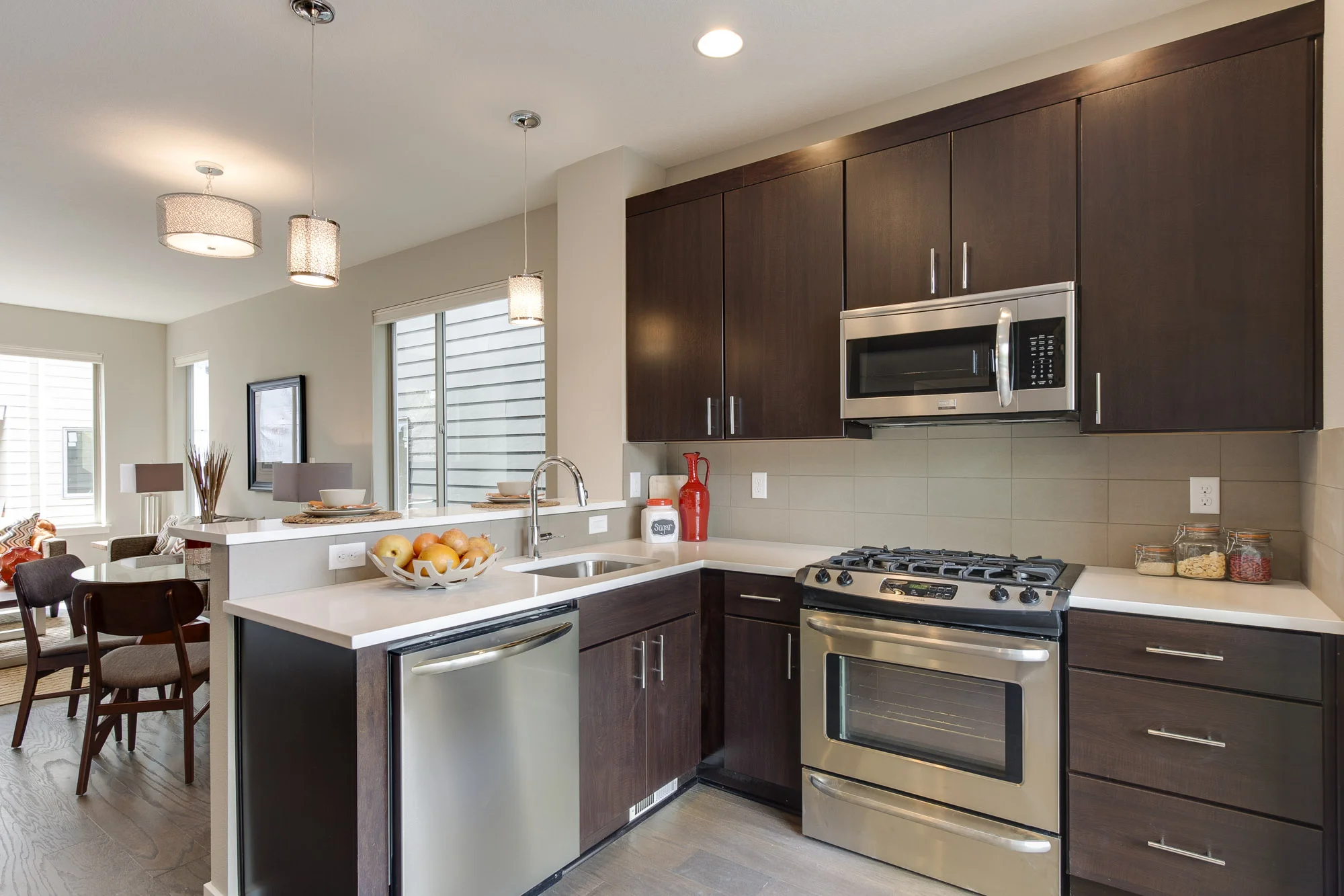 P50kitchen.jpg