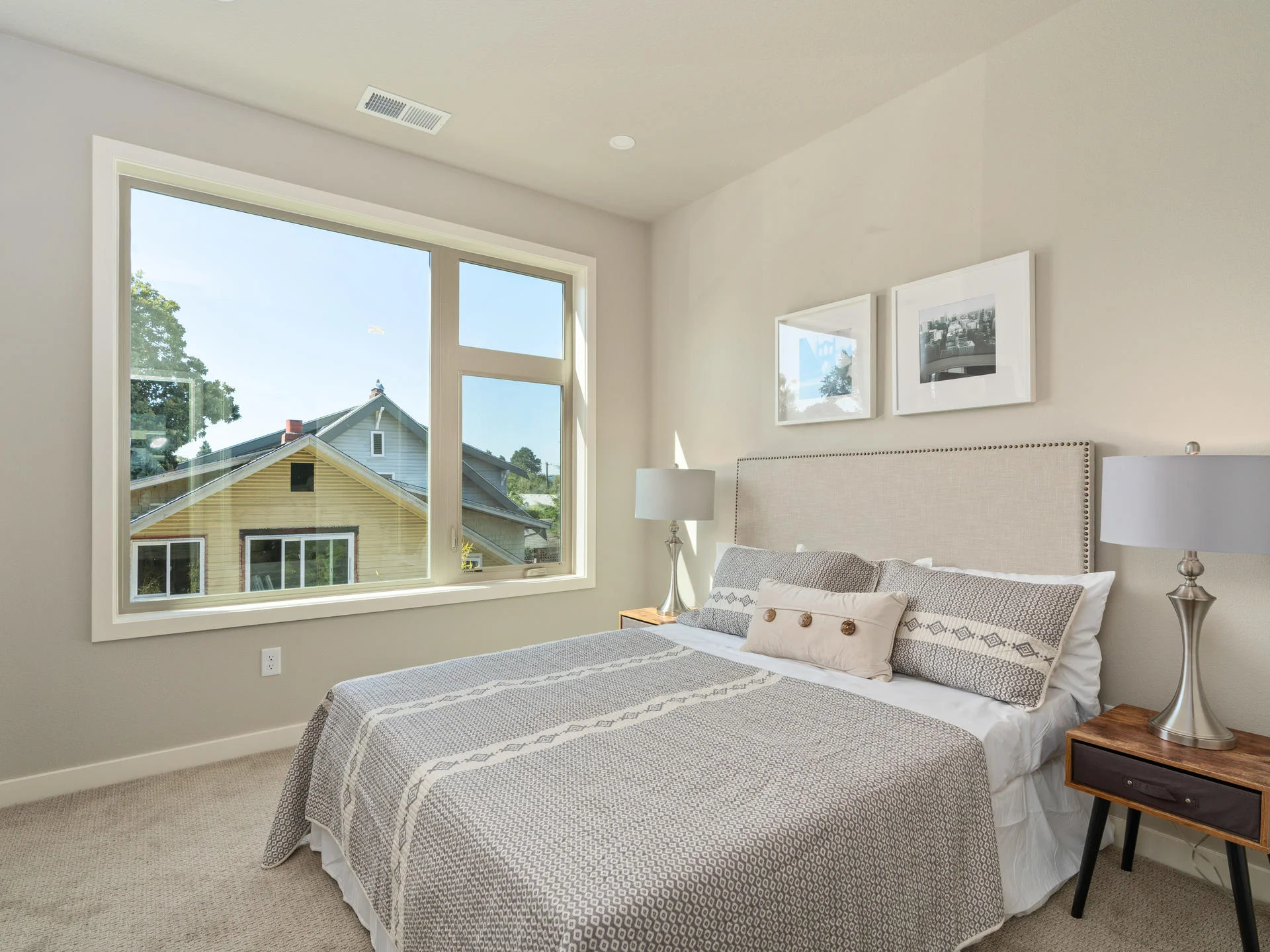 2911 SE Division St Portland-026-032-Bedroom 2-MLS_Size.jpg