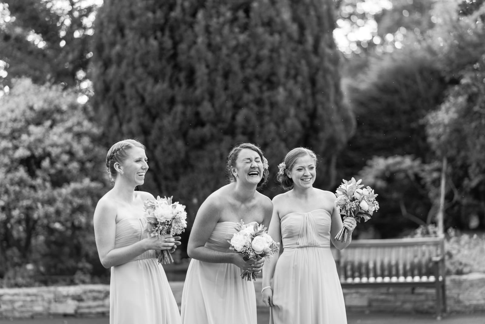 bridesmaids-fun-scottish-wedding-glasgow-scotland(1).jpg