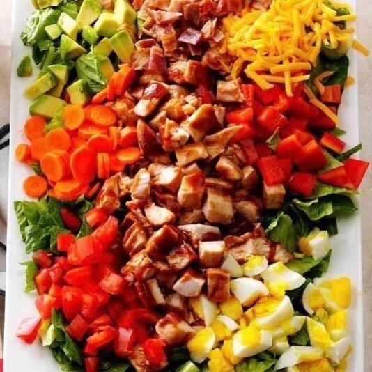 Still being healthy in 2020?! GREAT! Keep up the AMAZING job you&rsquo;re doing! Just don&rsquo;t sacrifice flavor! Check out this BBQ Chicken Cobb salad! Another great recipe from @tasteofhome ! And of course, use your favorite BubbaRub sauce! OR ju