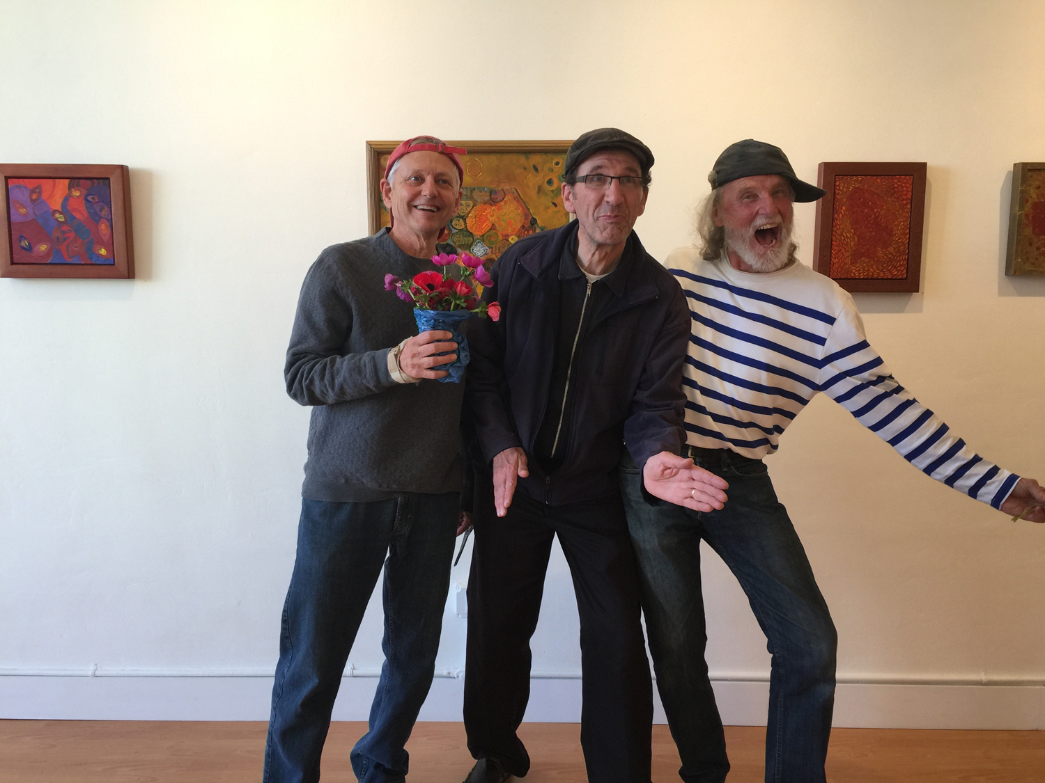 Meet our architect Tom , our friend Karim – and you know Peter already (the buyer and bundler of flowers).