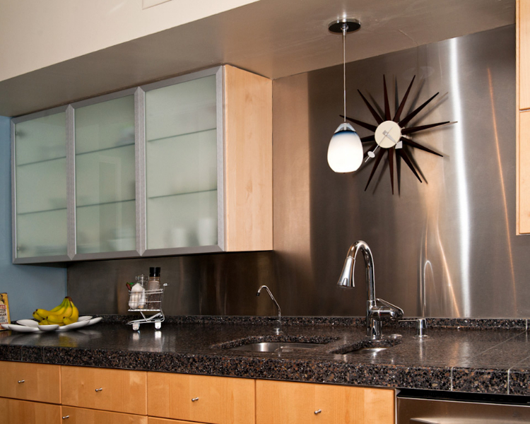 retro-kitchen-maple-stainless-steel.jpg