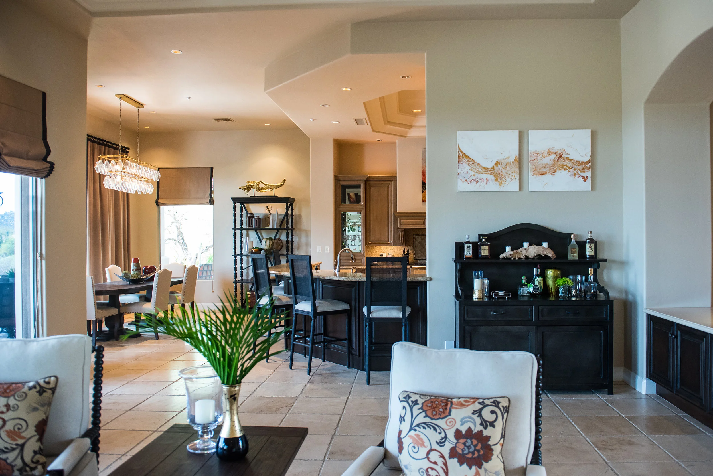 6 - GreatRoom+Art+Accessories+Desert+Transitional+Scottsdale.jpg