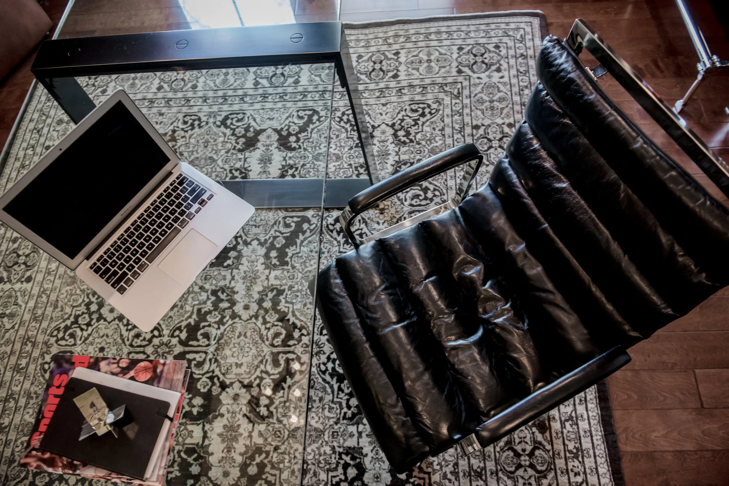 40+Office+Rug+Leather+Masculine.jpg