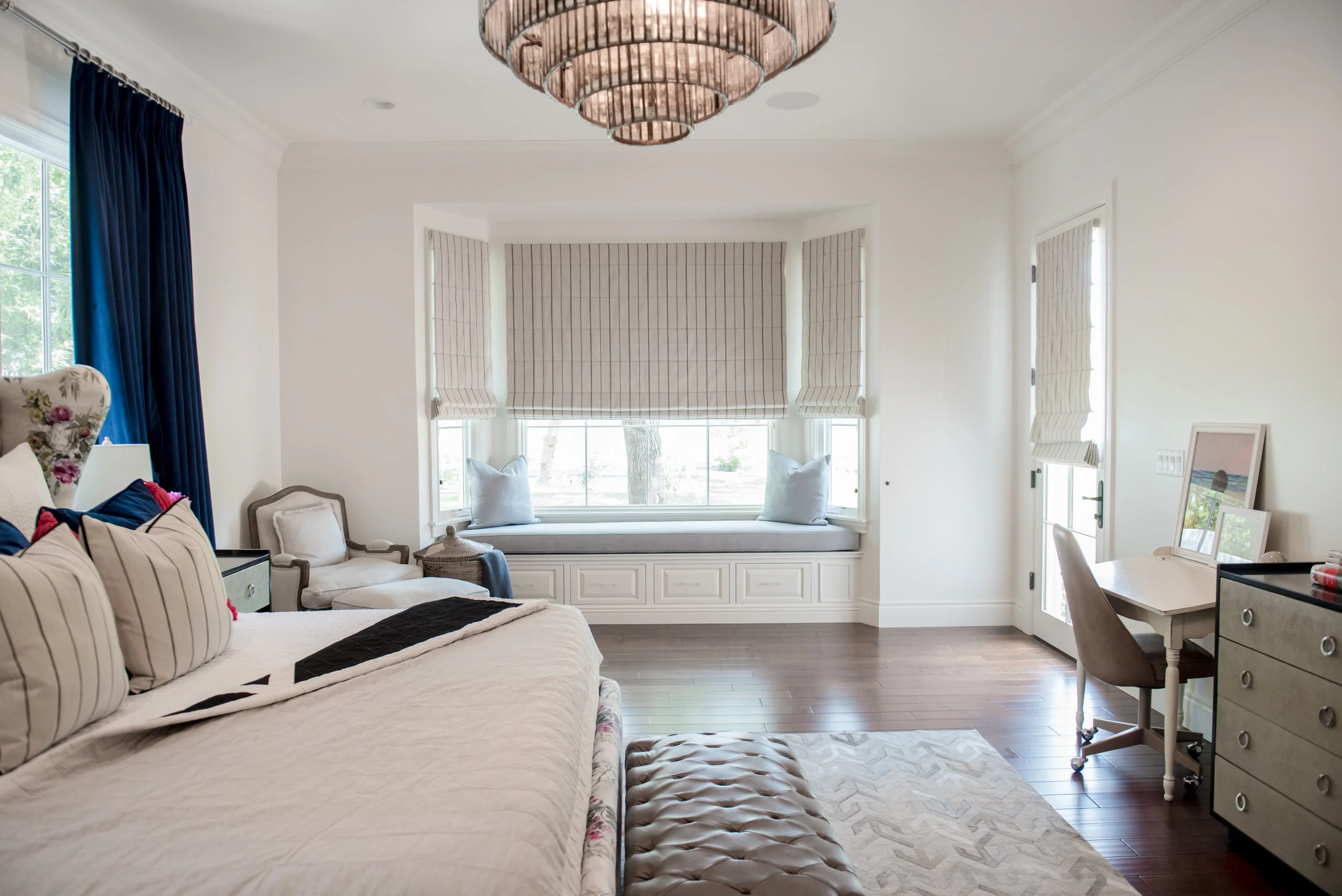 66+Master+Bedroom+Traditional+Floral+Custom+Artwork+Scottsdale+Drapery+Restorationhardware+Crystal.jpg