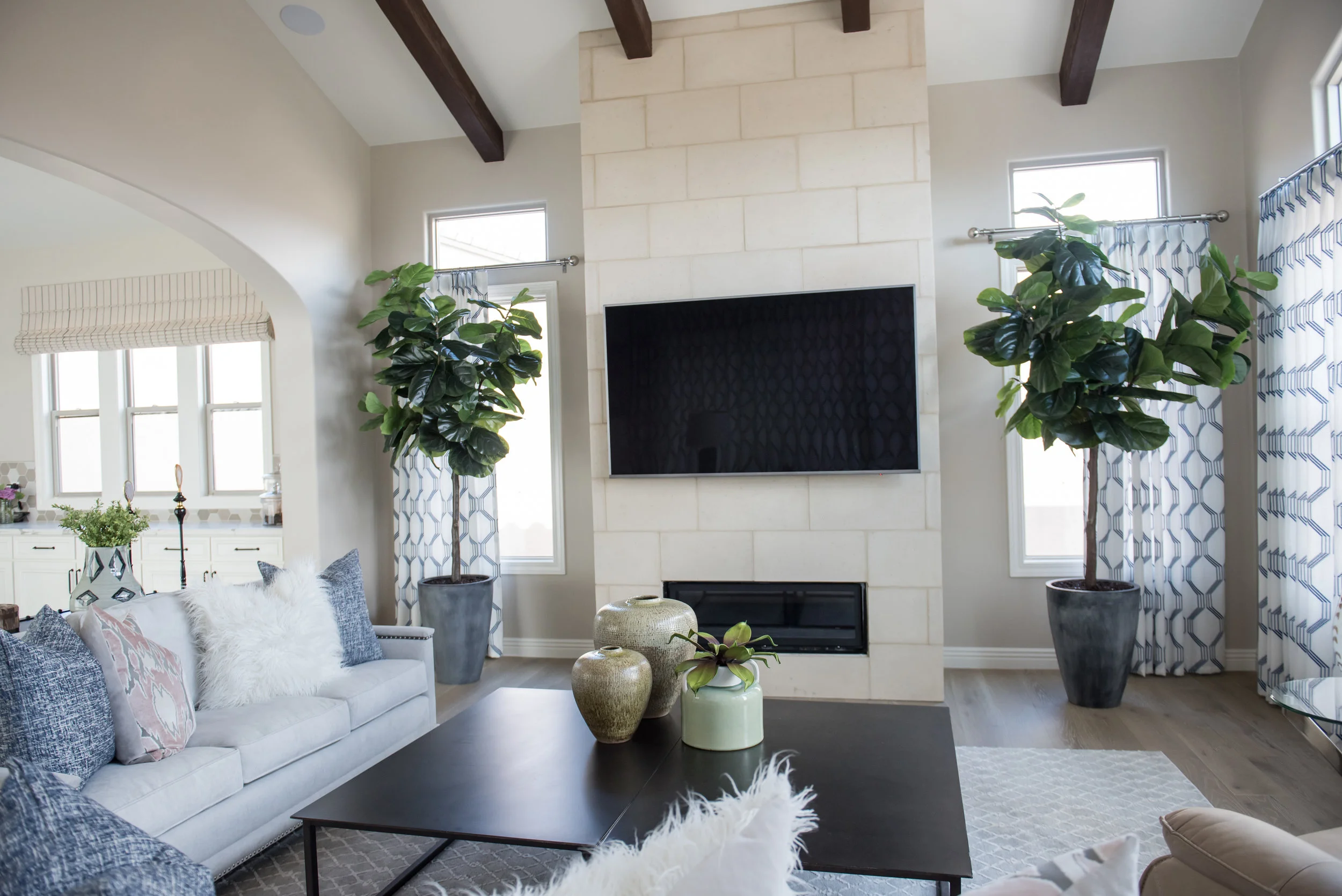 14 Fireplace+GreatRoom+Trees+Accessories.jpg