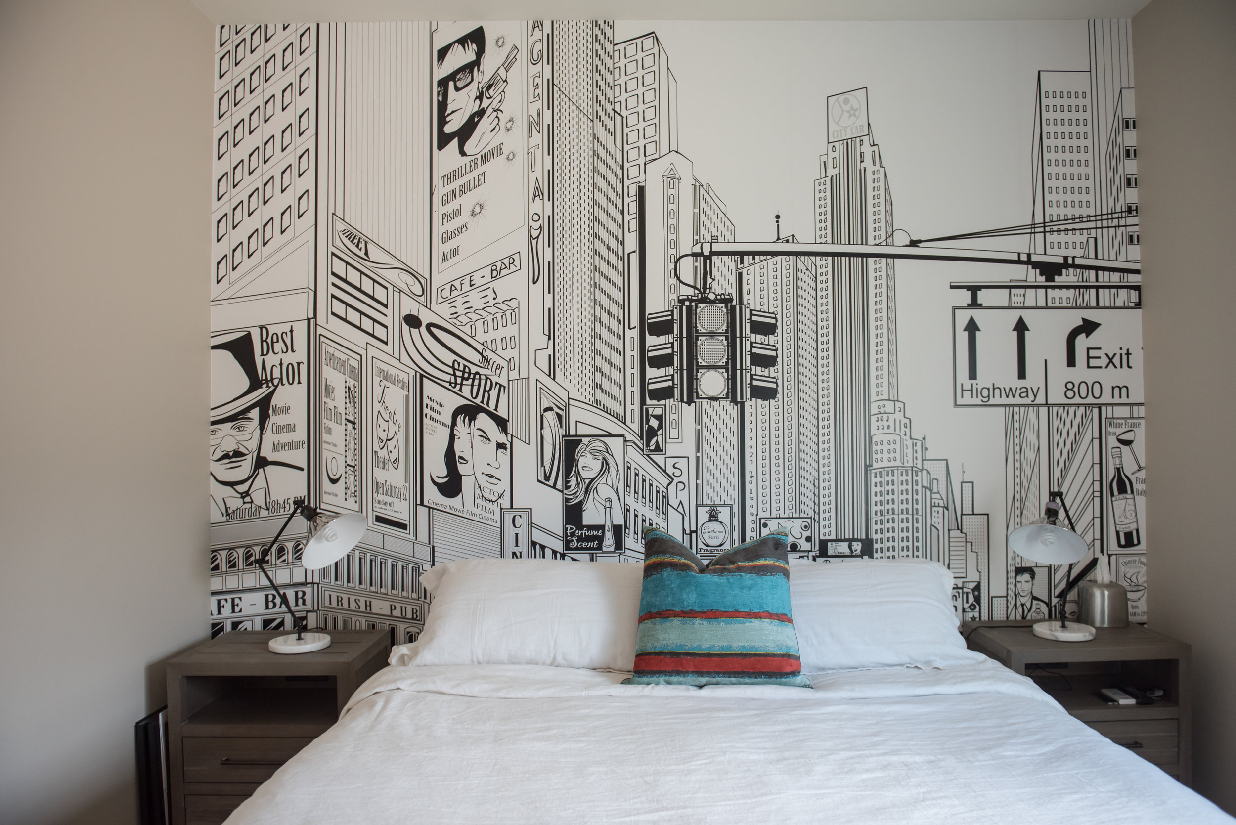 21 Scottsdale+Modern+Boysbedroom+Wallpaper+Mural+City+Skyline.jpg