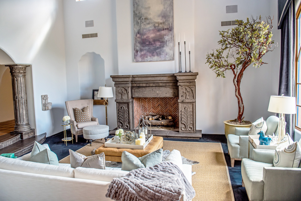1-+Grayhawk+Transitional+Living+Family+Room2.jpg