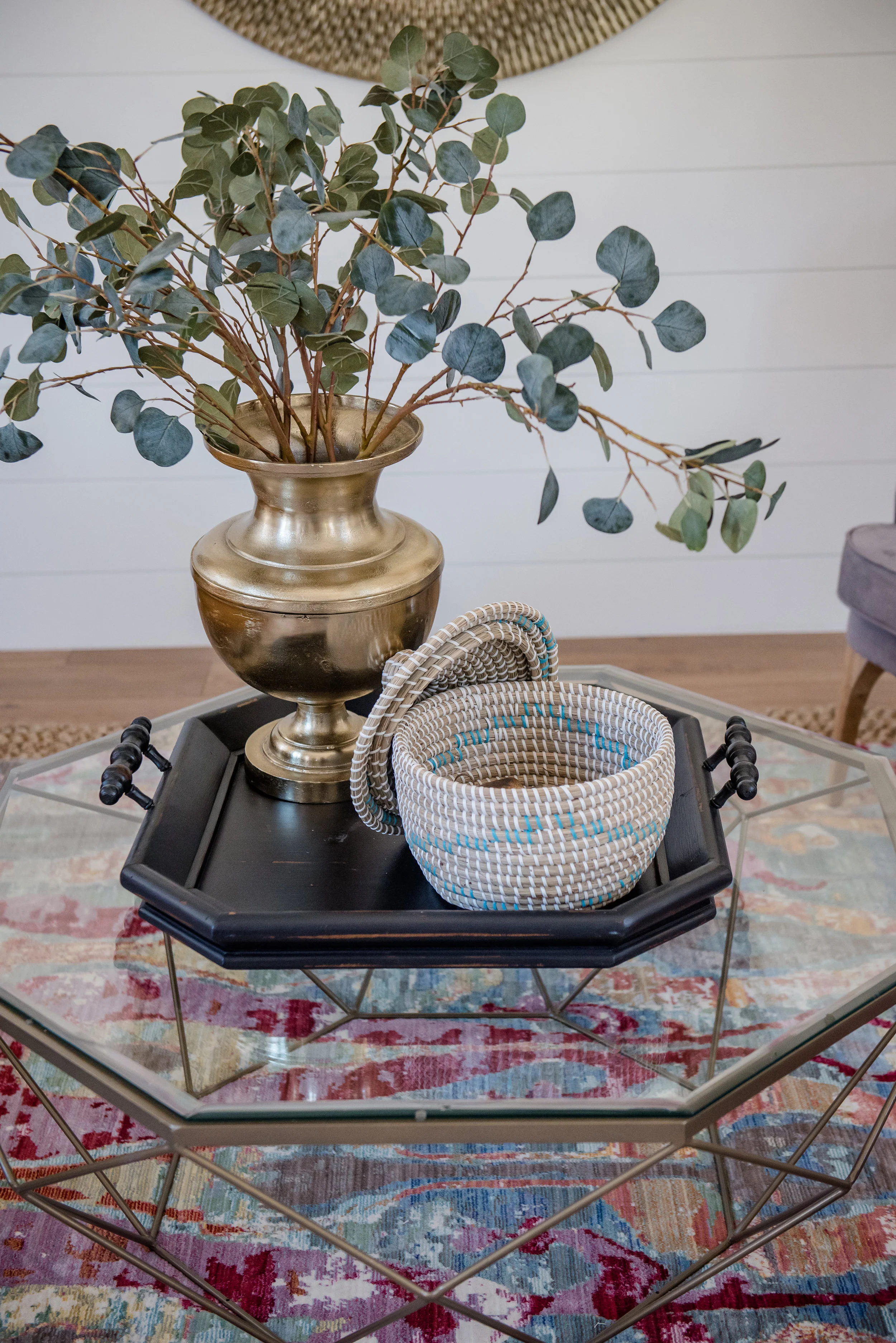 8+LivingRoom+Boldrug+Ikat+Roundmirror+builtins+shiplap+graychairs+Leathersofa.jpg