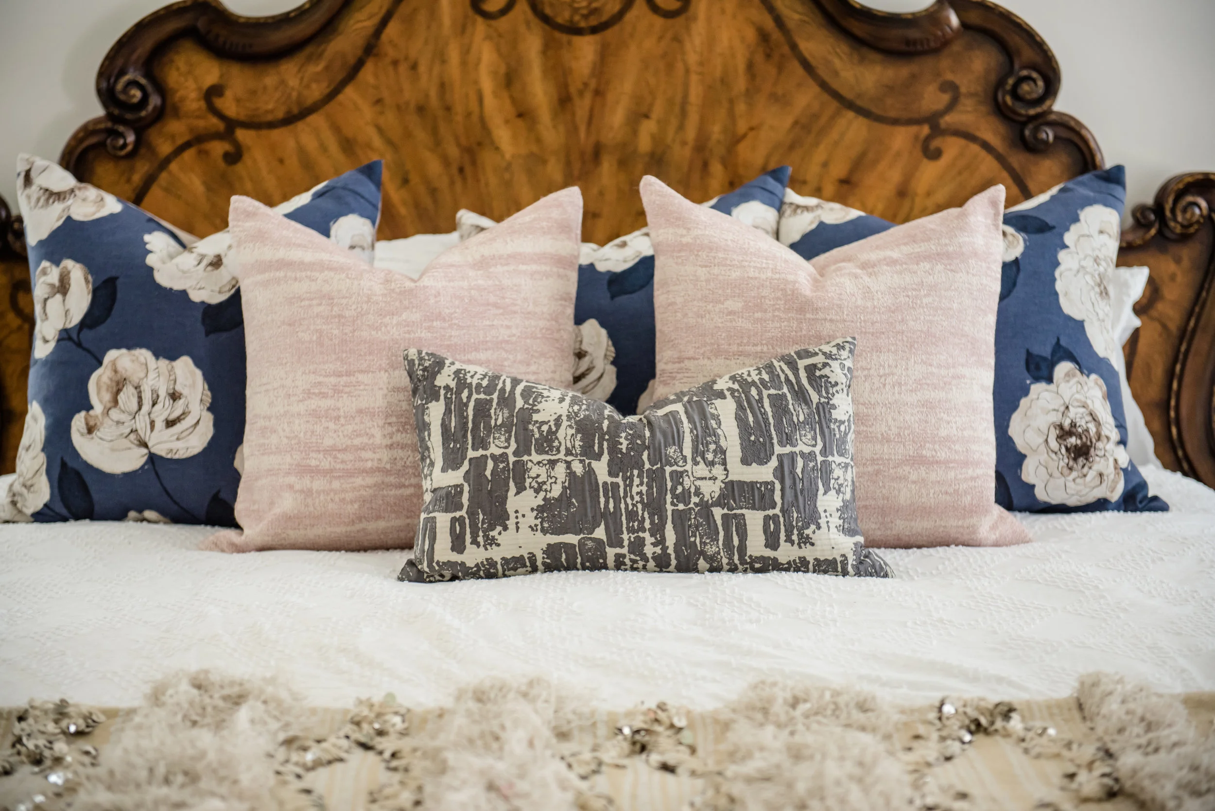 36+masterbedroom+custombedding+blush+navyblue+moroccanbedding.jpg