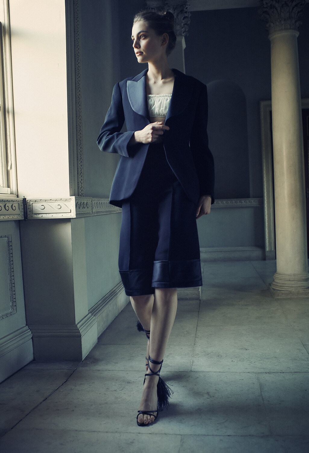 RC103119_HARPERS_SHOT_14_CHLOE_129.jpg