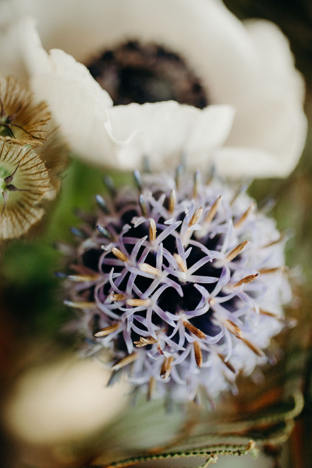 wedding flower details bride 