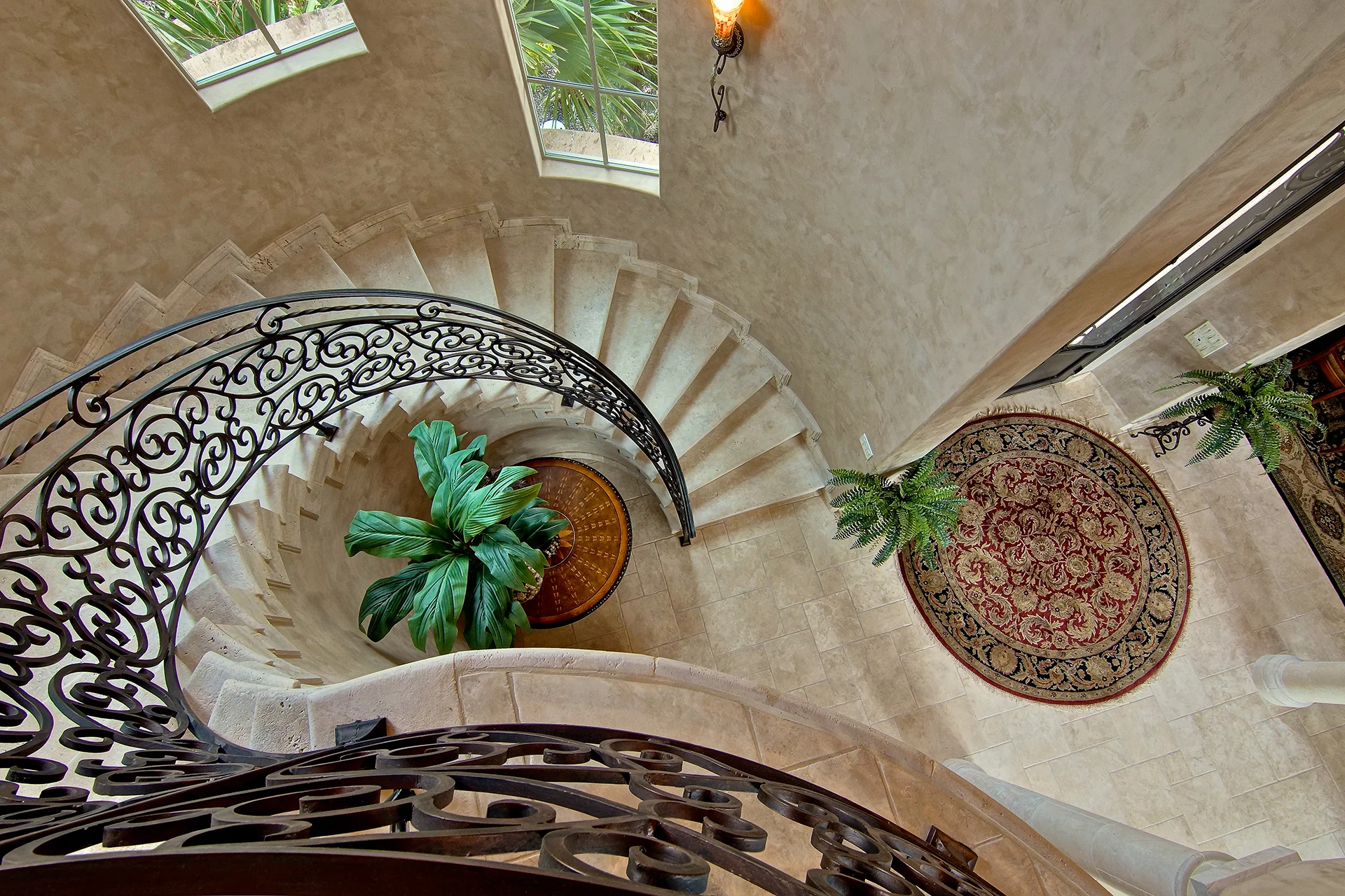 8204 West 007.jpg