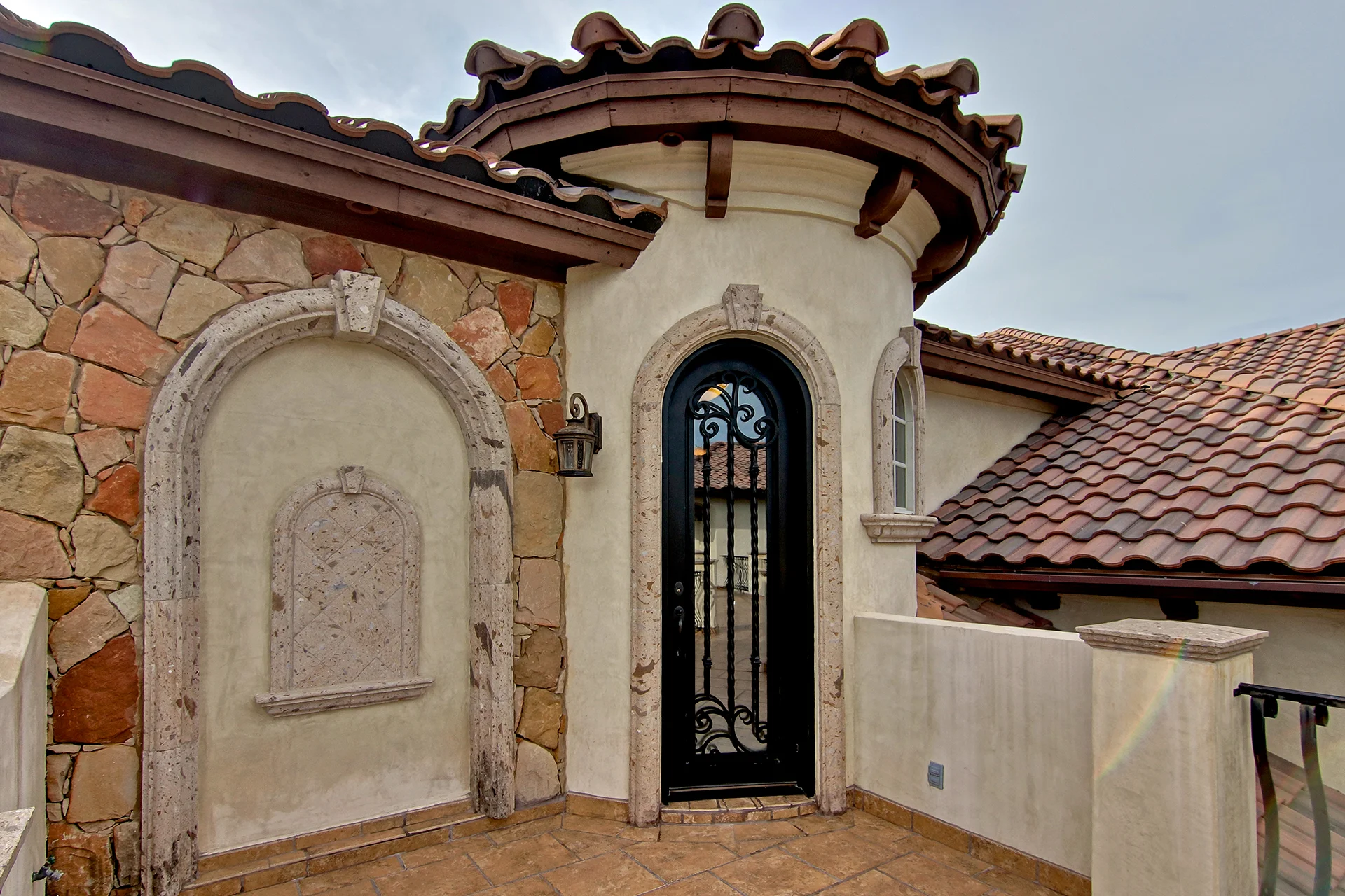 8204 West 076.jpg